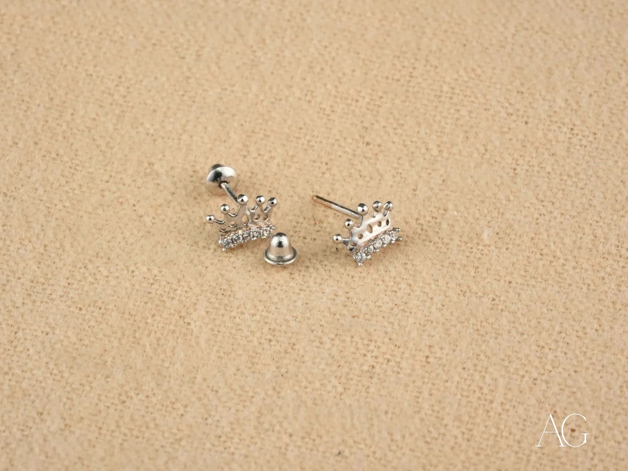 18K White Gold Crown Earrings for Women - Royal Spark Elegant Jewelry - Perfect for Weddings, Parties & Special Occasions
