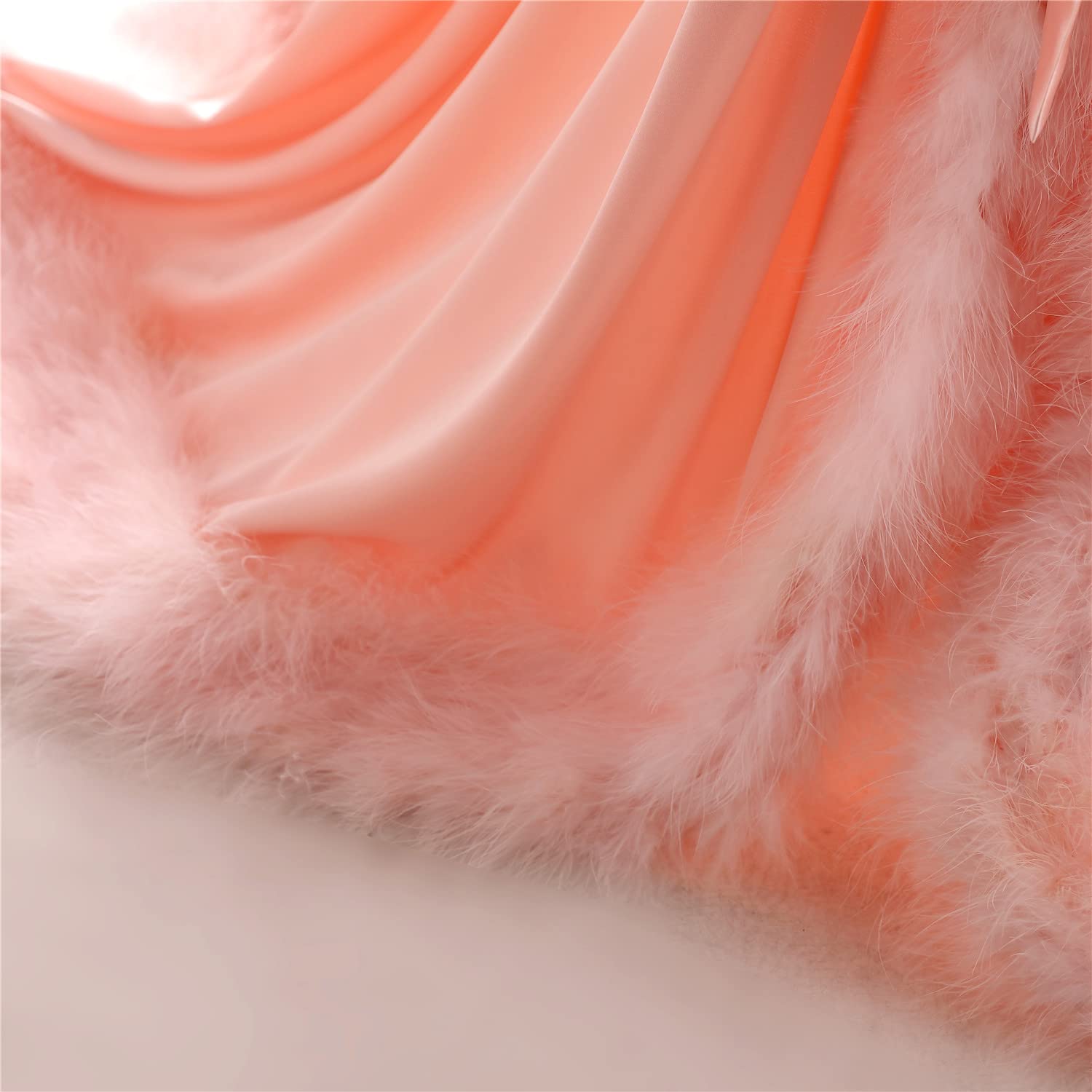 Elegant Women's Feather Bridal Robe - Vintage Hollywood Style Silk Kimono - Maternity & Photoshoot Dressing Gown - Luxurious Bathrobe & Sexy Lingerie for Weddings, Boudoir & Special Occasions
