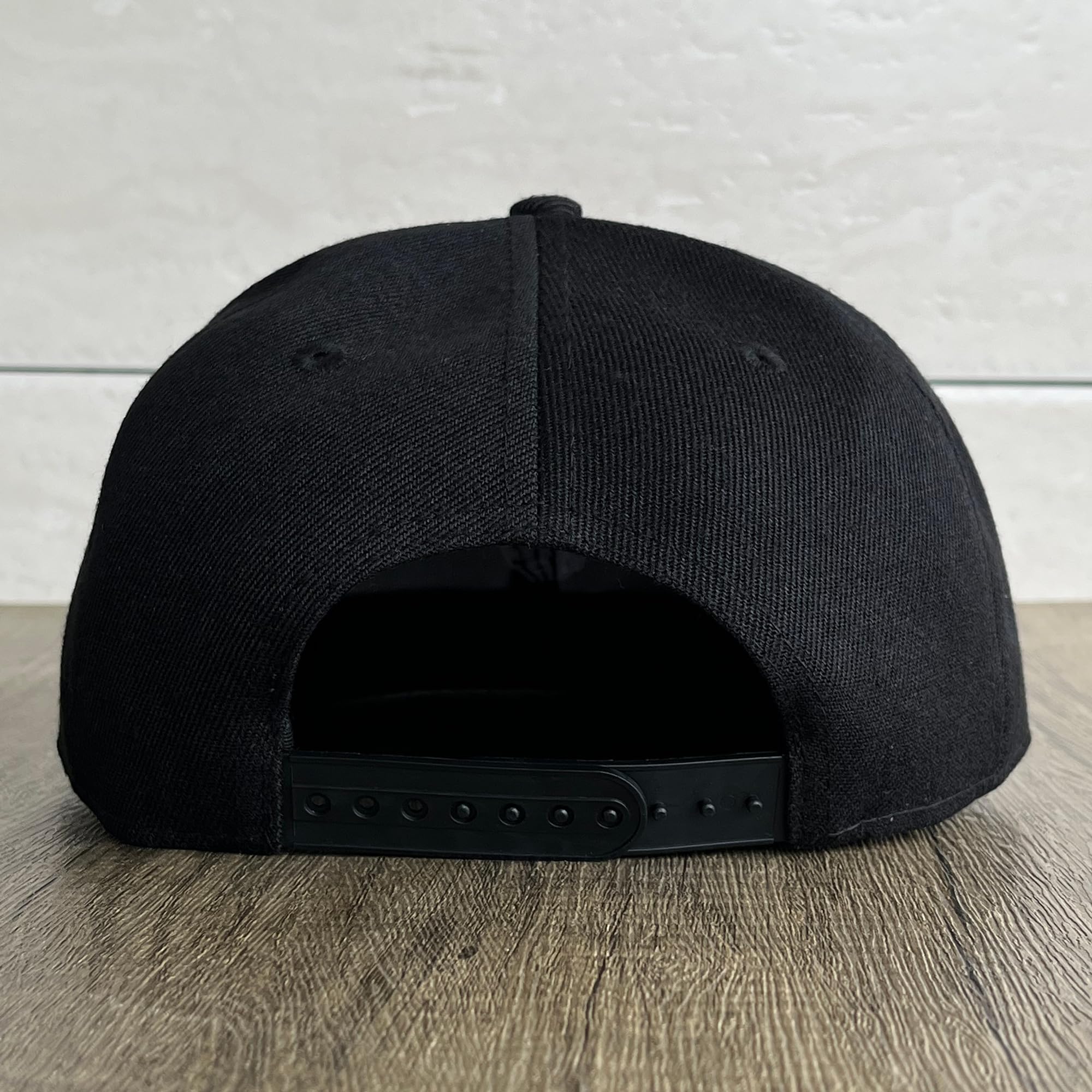 Funny Skeleton Hand Embroidered Baseball Cap - Plain Black Snapback Dad Hat for Men & Women | Perfect for Halloween, Cosplay & Casual Streetwear