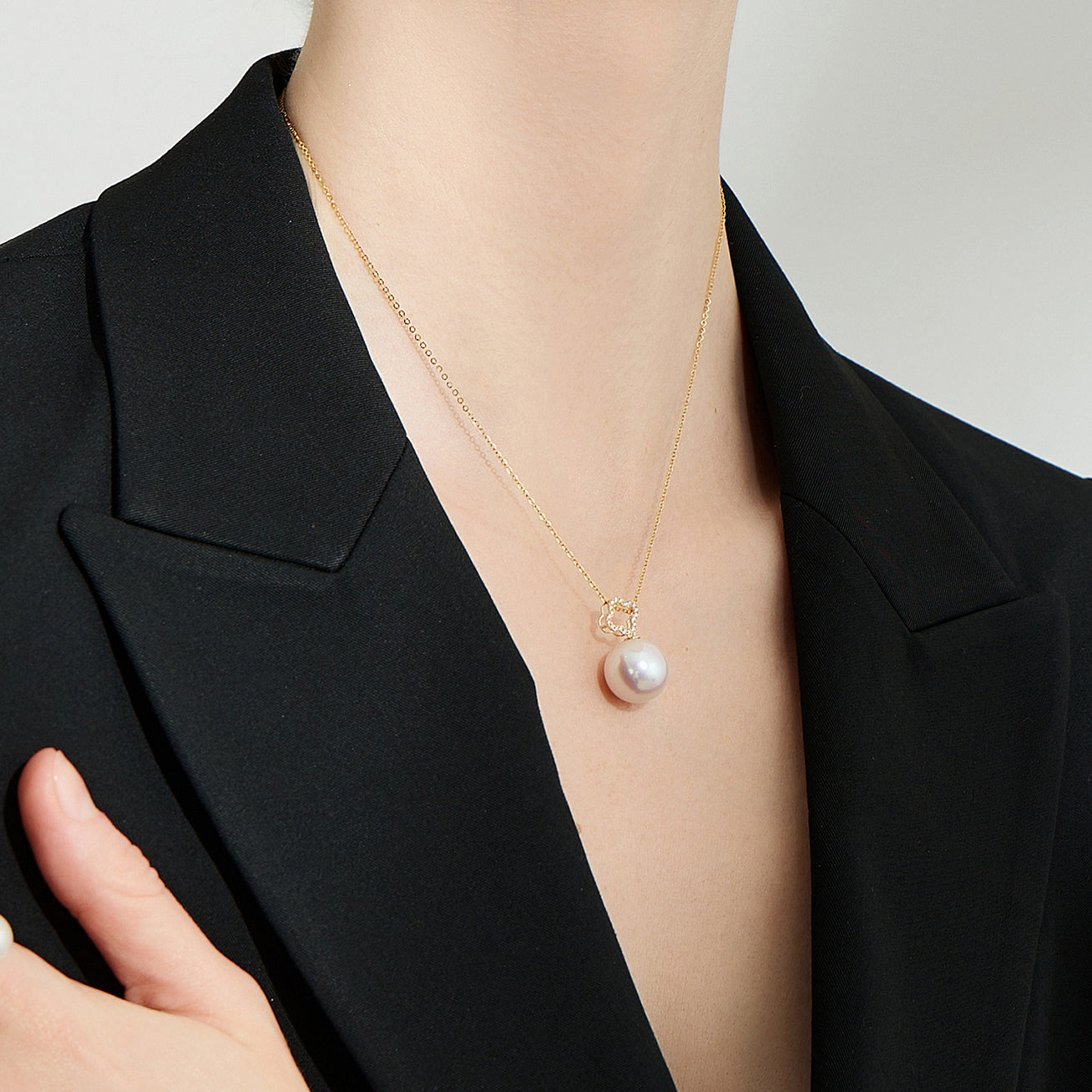 18K Solid Gold Edison Pearl Necklace for Women - Classic Elegant Jewelry Gift for Birthday, Anniversary & Special Occasions (KN00226)