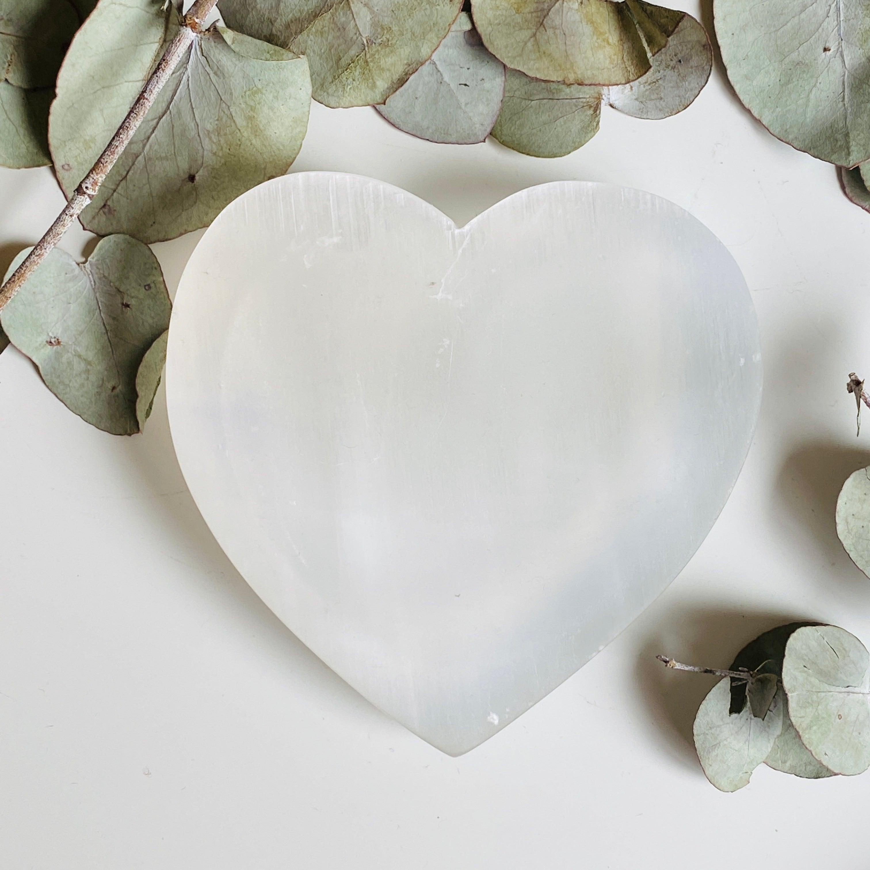 Natural Selenite Crystal Bowl C1411A - Healing Stone for Meditation, Yoga & Home Decor