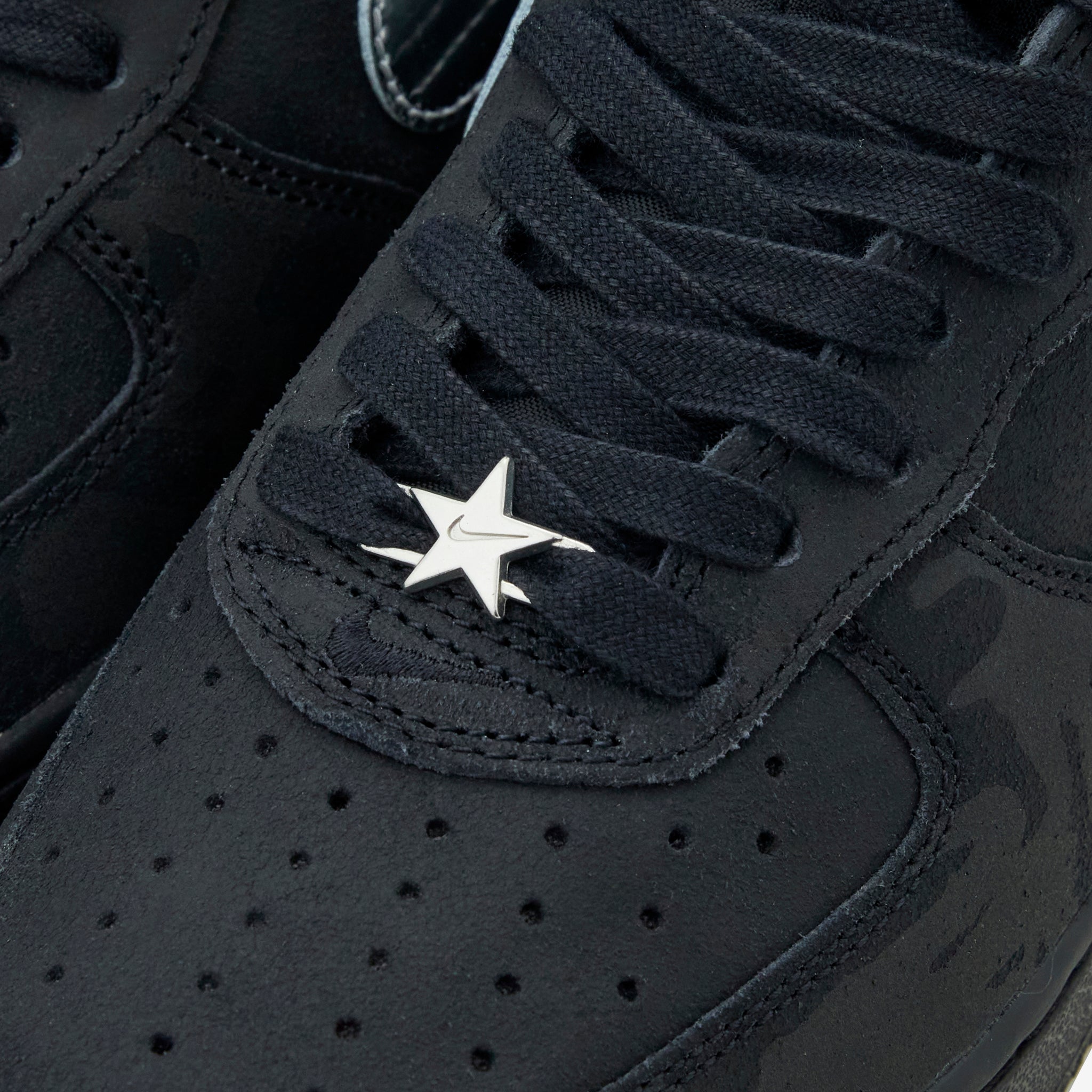 Nike Air Force 1 Low Retro Sneakers - Black/Chrome | Classic Basketball Shoes for Men | Perfect for Casual Wear, Street Style & Everyday Comfort