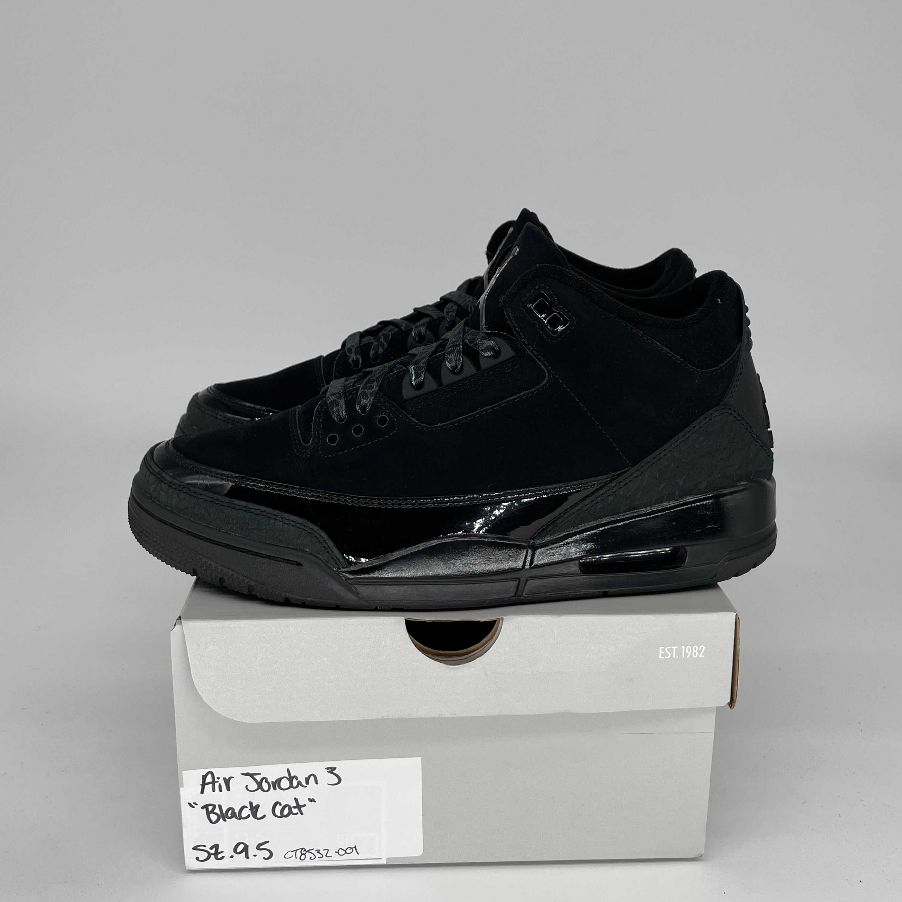 Air Jordan 3 Retro 'Black Cat' Men's Basketball Shoes Size 9.5 - Style CT8532-001 | Perfect for Streetwear, Sneaker Collecting & Casual Wear