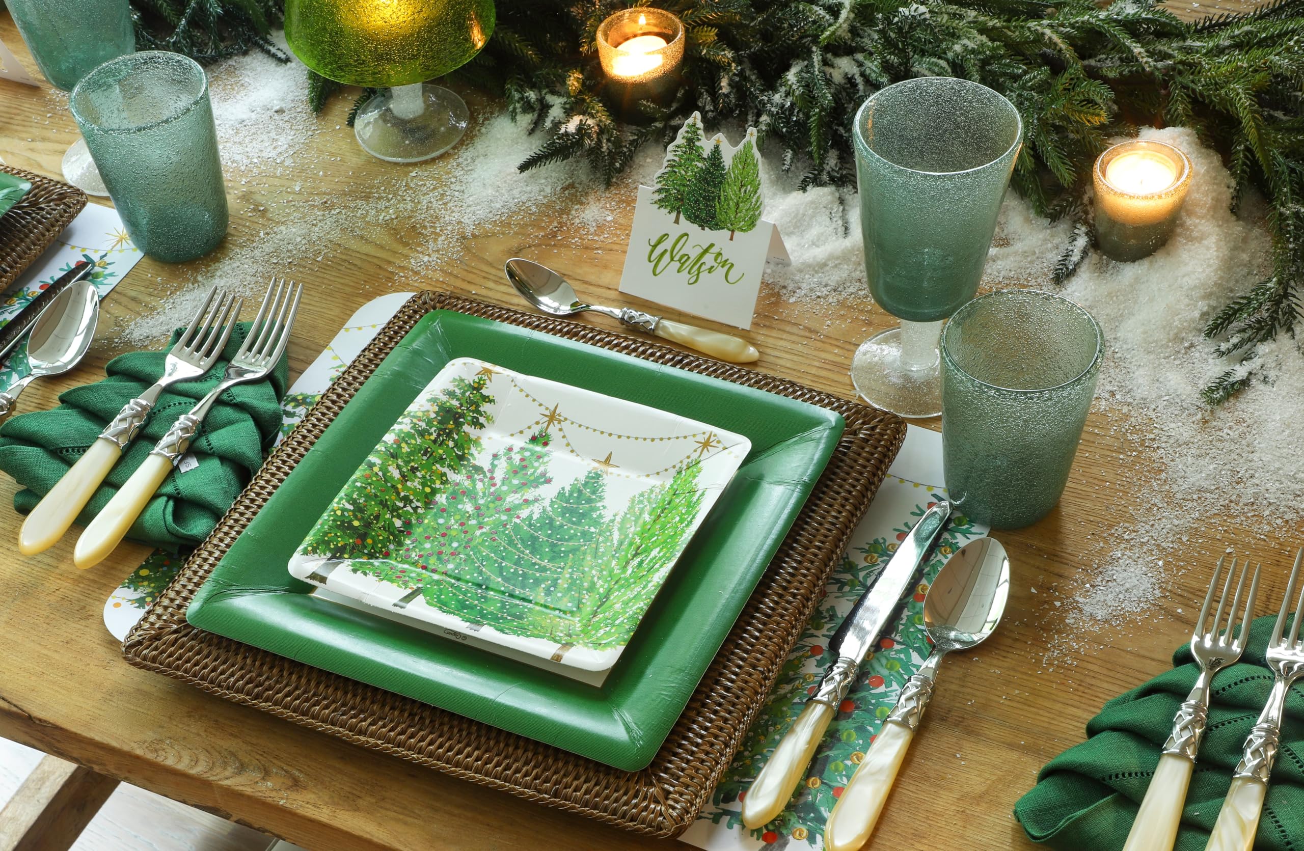 Premium Grosgrain Paper Dinner Plates - Elegant Hunter Green - Set of 8 Disposable Plates for Parties, Weddings & Holiday Gatherings