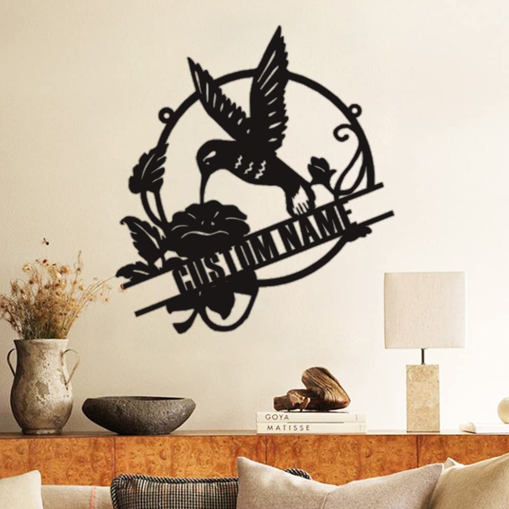 Personalized Metal Hummingbird Sign - Custom Family Name Plaque for Wedding, Anniversary & Home Decor - Durable Outdoor Front Door Sign - Perfect Housewarming Gift for Couples & Families