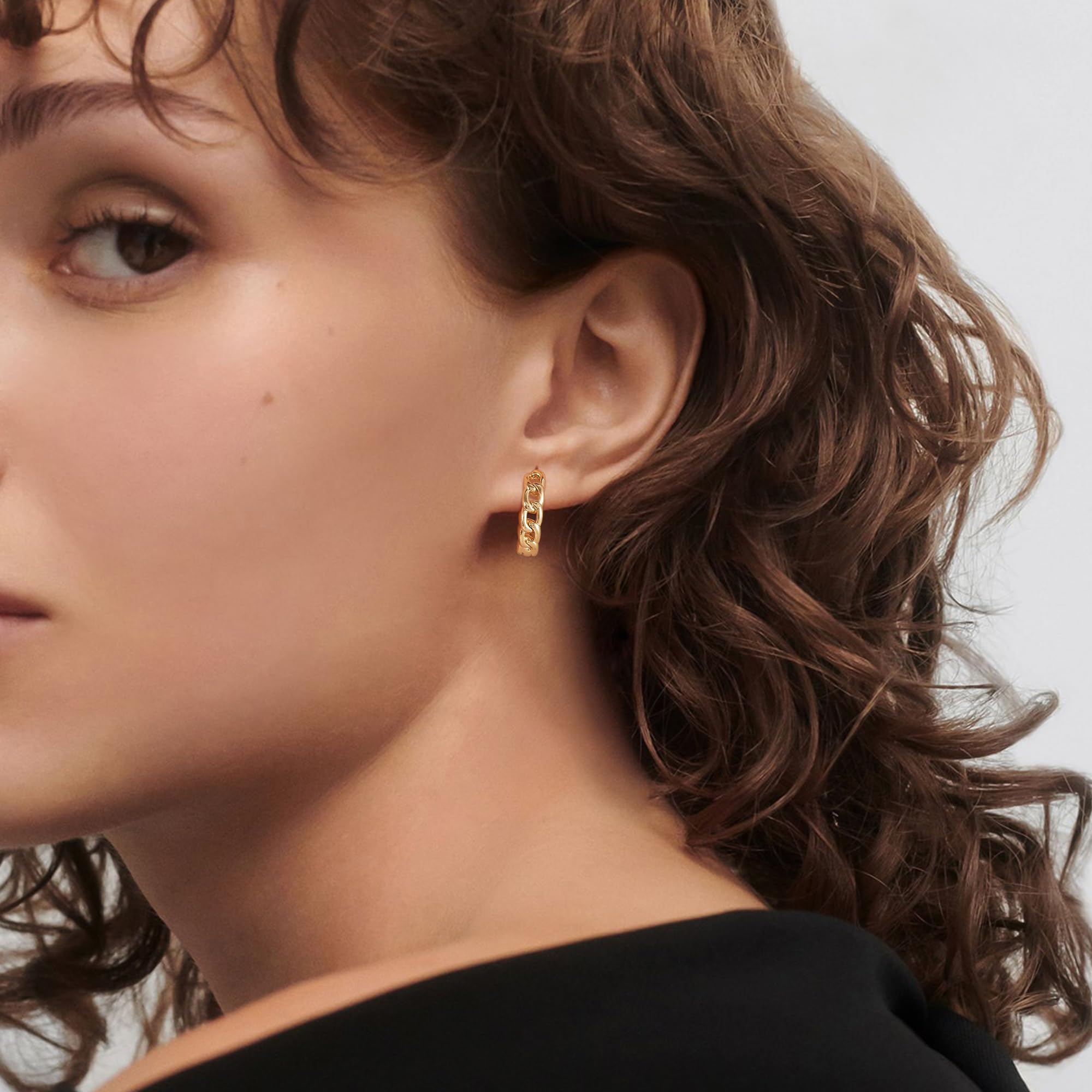 14K Gold Plated Huggie Hoop Earrings for Women - Hypoallergenic Twisted Chain Designer Jewelry | Everyday Wear, Date Night & Gift Giving