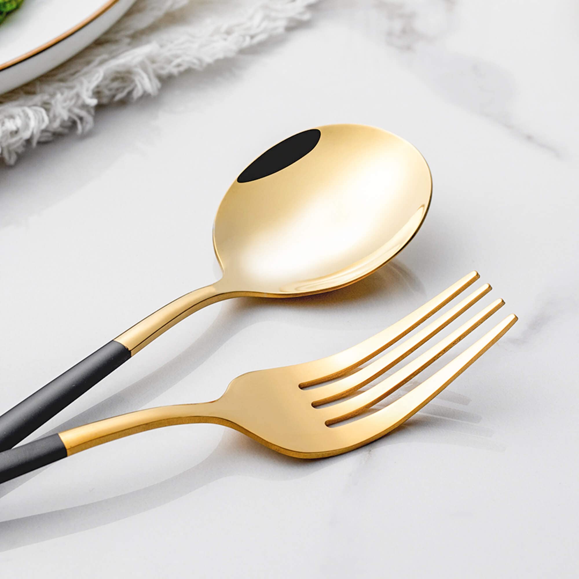 20-Piece Stainless Steel Flatware Set - Black Gold Silverware Cutlery Service for 4 (Forks, Spoons, Knives) | Elegant Dining Utensils for Home & Restaurant Use | Dishwasher Safe | Perfect for Dinner Parties, Weddings & Daily Dining