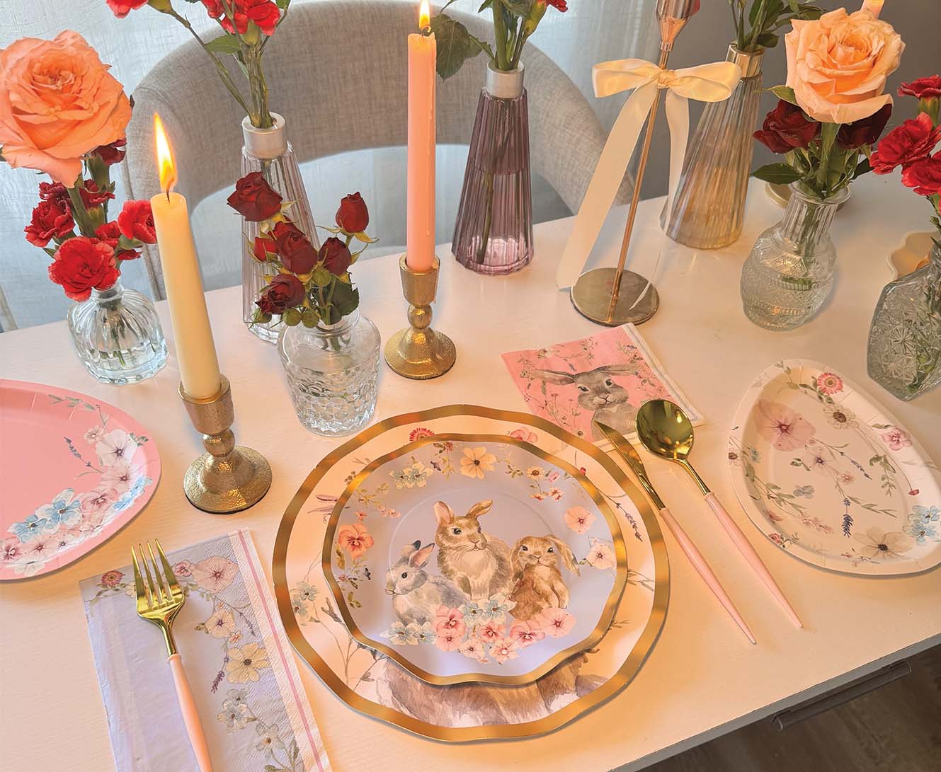 Elegant Wavy Dinner Plates Set of 8 - Easter Tableware for Holiday Dining & Party Decor