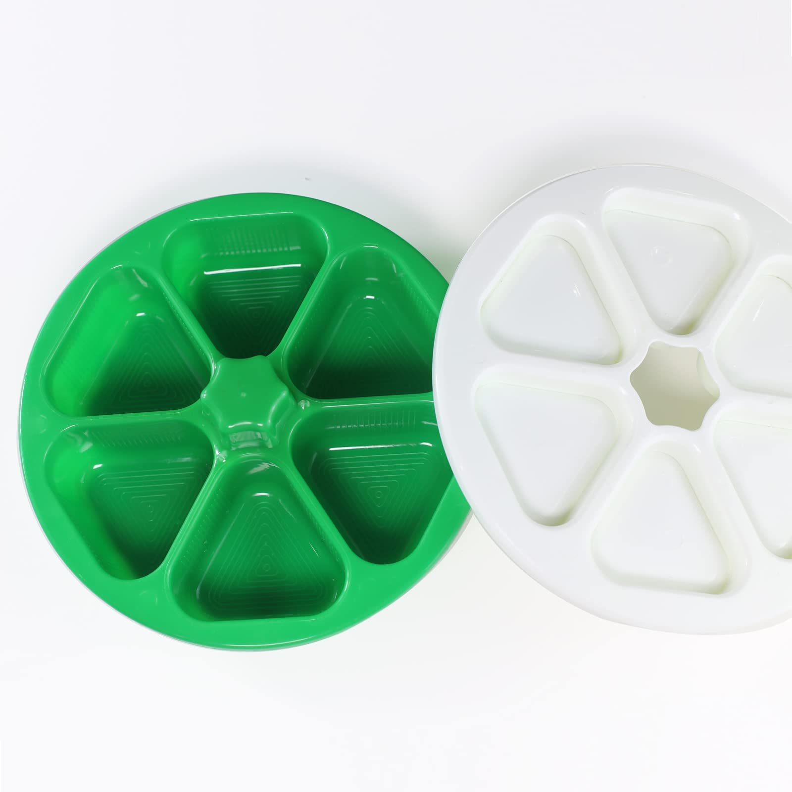 6-Cavity Triangle Sushi Mold - Non-Stick Onigiri Rice Ball Press Maker for Perfect Seaweed & Cilantro Rice Balls - Ideal for Home Cooking, Meal Prep & Japanese Bento Boxes