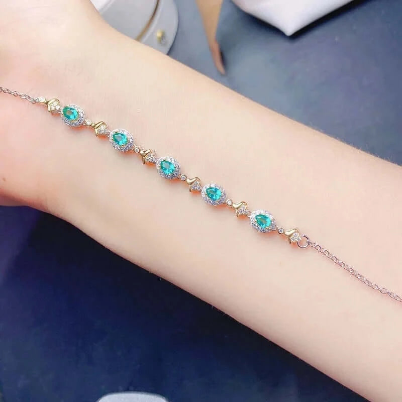 18K Platinum Green Topaz Scorpio Zodiac Bracelet for Women - Elegant Birthstone Jewelry Gift for Scorpio Birthday, Anniversary & Special Occasions | Perfect for Everyday Wear, Parties & Formal Events