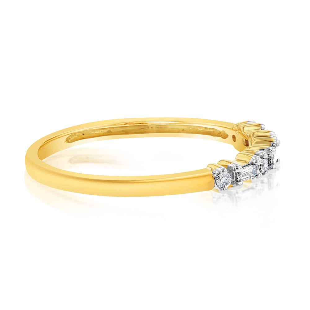9ct Yellow Gold 0.10 Carat Diamond Eternity Ring with 4 Brilliant & 3 Baguette Diamonds - Perfect for Anniversaries, Weddings & Special Occasions