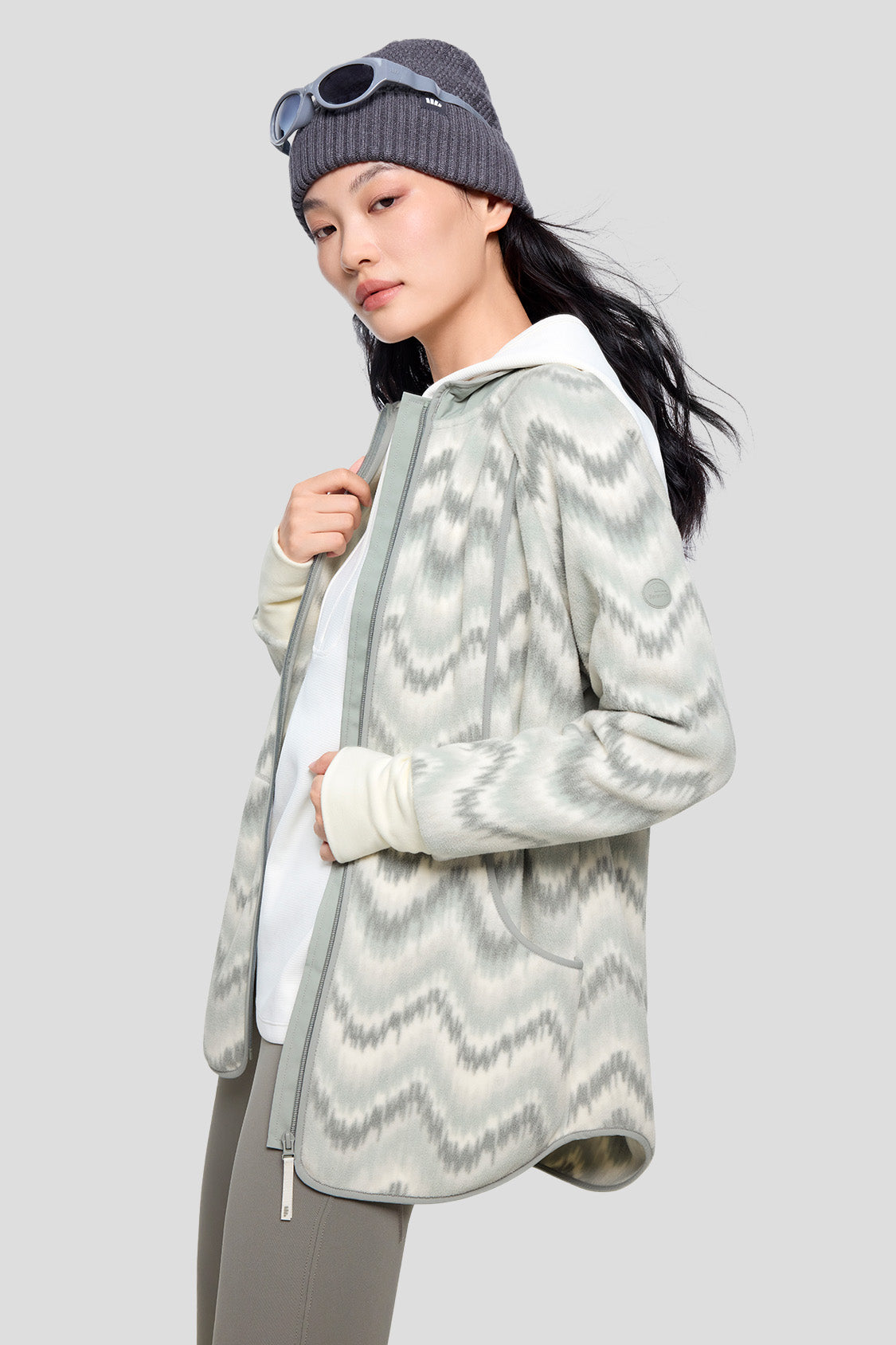 CozyFlow Women's Relaxed Fleece Jacket - Soft Warm Winter Outerwear for Casual Wear, Hiking & Outdoor Activities