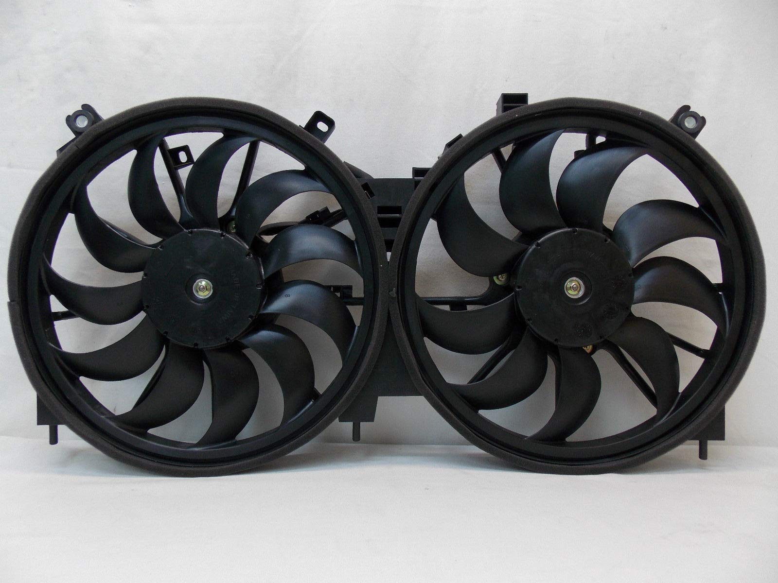 Nissan Murano Quest Radiator & Condenser Fan Replacement - OEM Part NI3115138 - Perfect for Cooling System Repair & Maintenance