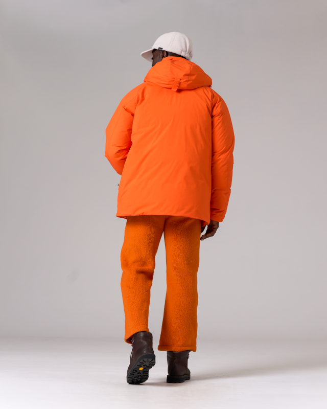2L Lightweight Down Jacket for Men & Women - Ultra Warm Winter Coat, Waterproof & Windproof, Perfect for Skiing, Hiking & Outdoor Activities