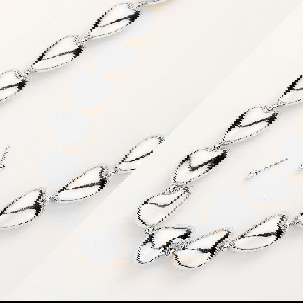 Silver Chunky Metal Heart Link Necklace for Women - Elegant Statement Jewelry Gift for Valentine's Day, Anniversary & Date Night