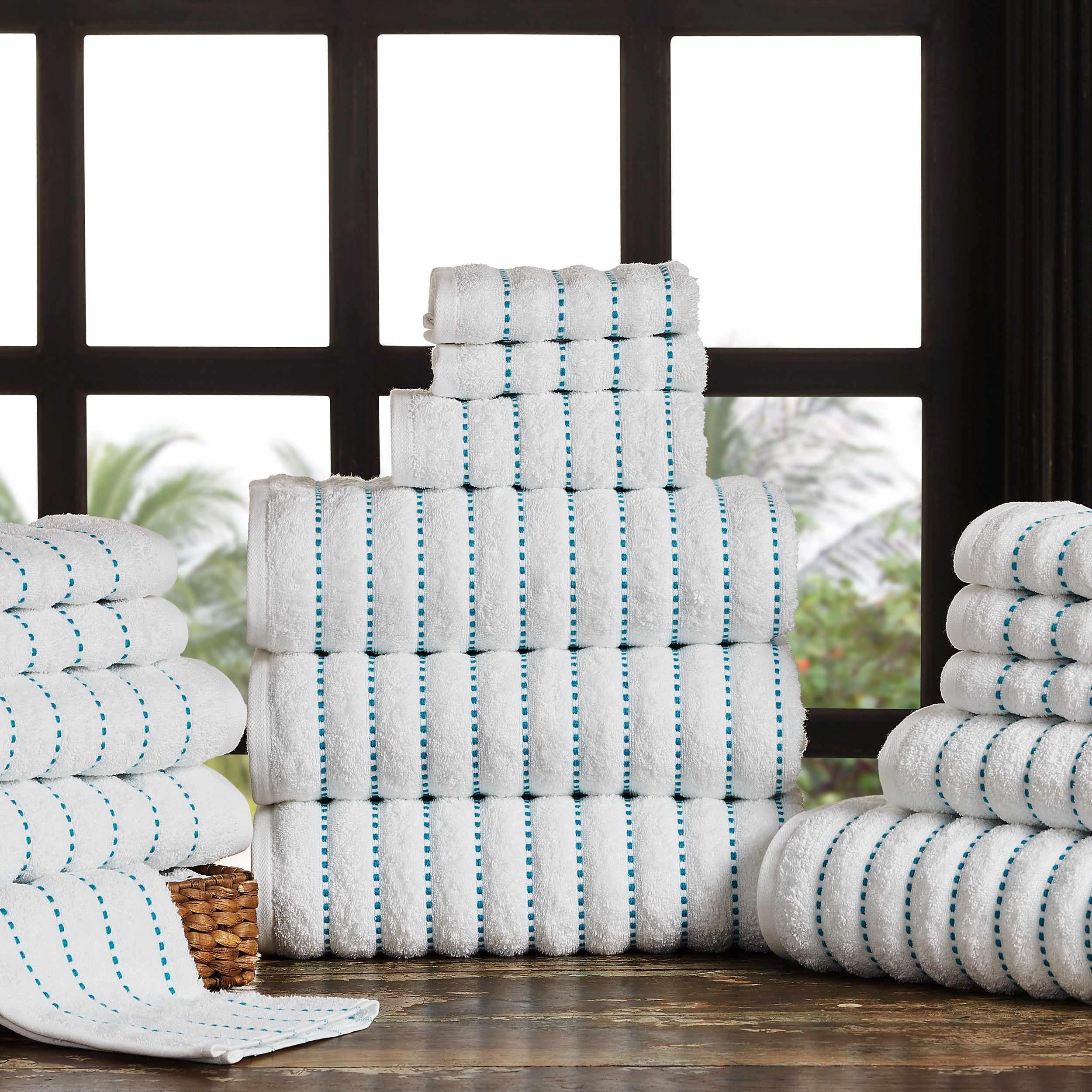 Organic Cotton Wave Plush Striped 16-Piece Bath Towel Set - Soft & Absorbent for Spa, Beach & Luxury Home Use
