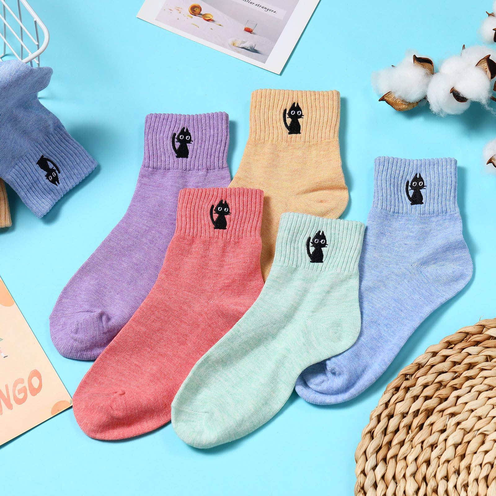 Eurzom 10 Pairs Women's Cotton Crew Socks - Cute & Lightweight for Daily Wear