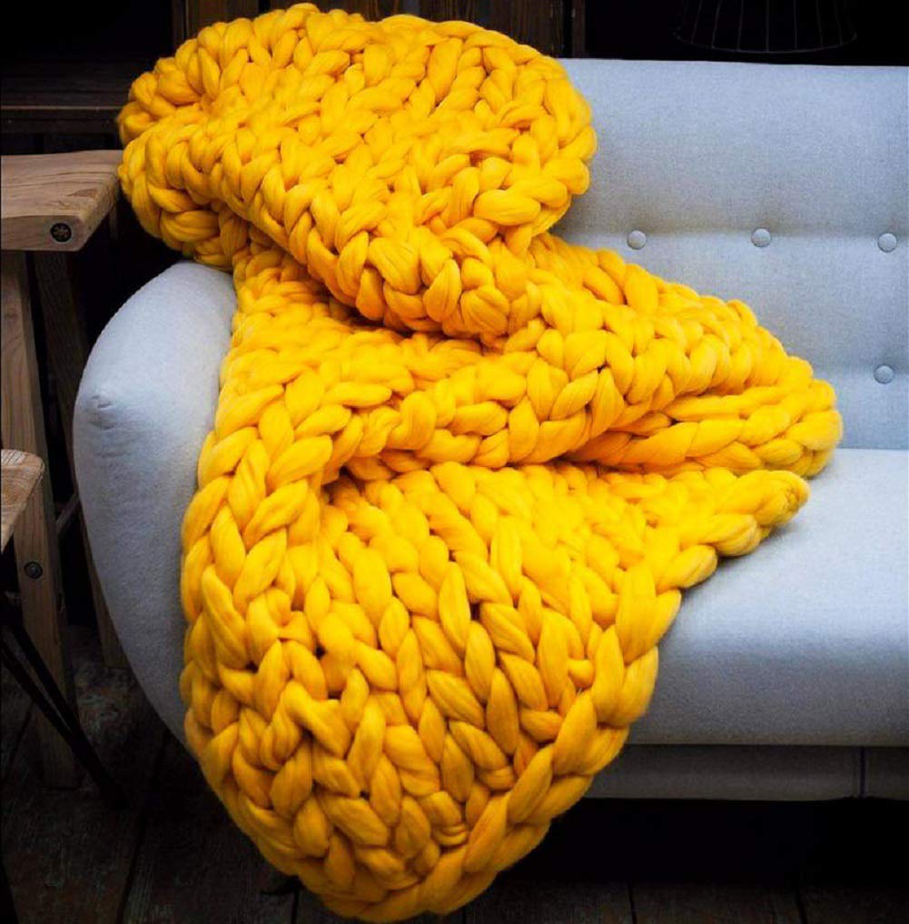 DIRUNEN Chunky Knit Blanket - Super Soft Merino Wool Handmade Throw for Bed & Sofa - Oversized 40