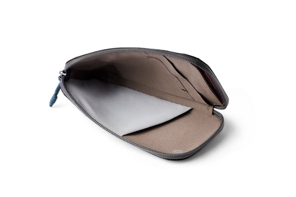 Bellroy Venture Phone Pocket - Slim & Secure Phone Holder for Everyday Carry | Perfect for Hiking, Travel & Outdoor Adventures