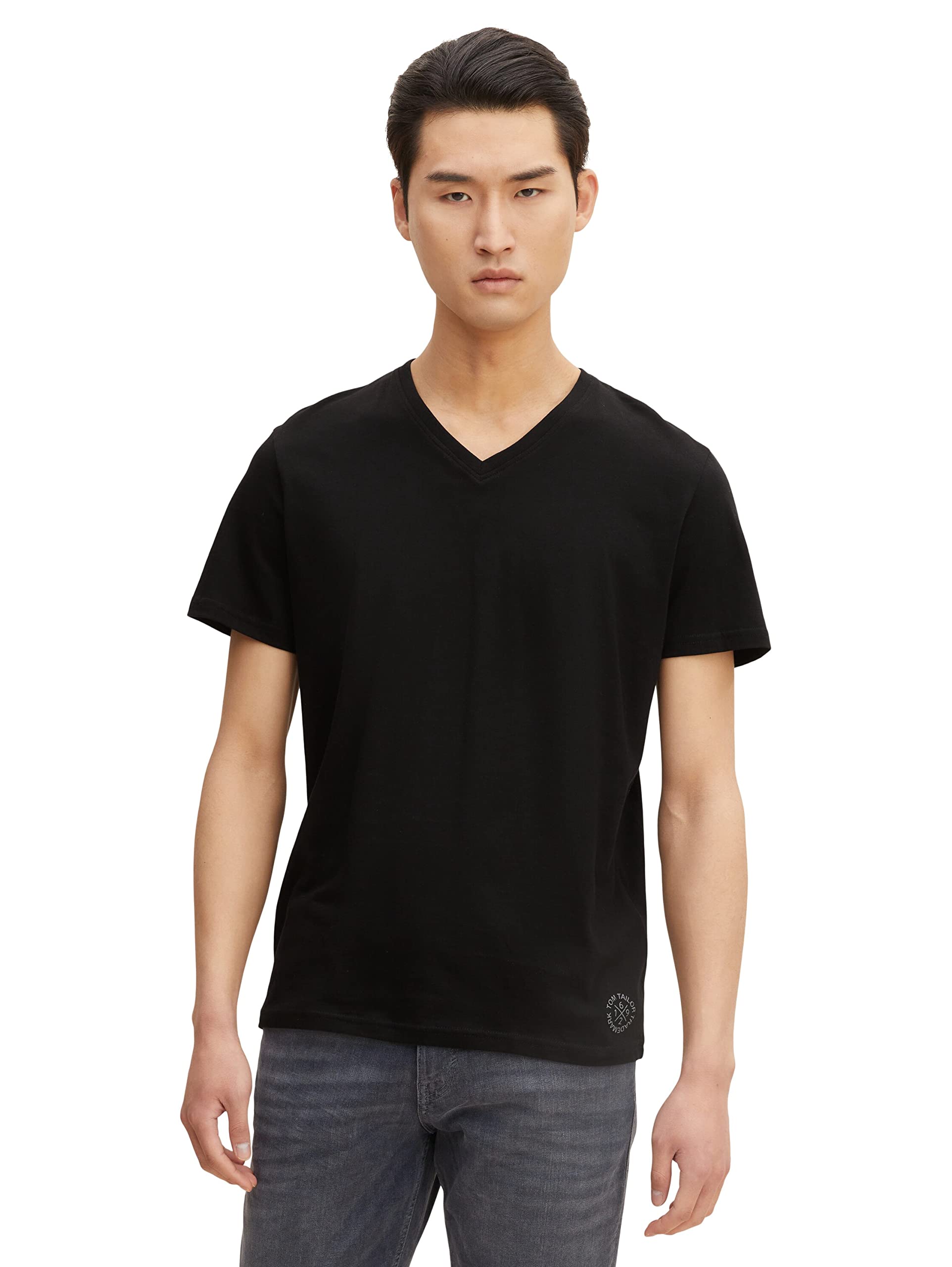 Tom Tailor Men's V-Neck Double Layer T-Shirt - Slim Fit Casual Shirt in White or Black - Perfect for Everyday Wear, Office & Weekend Outings
