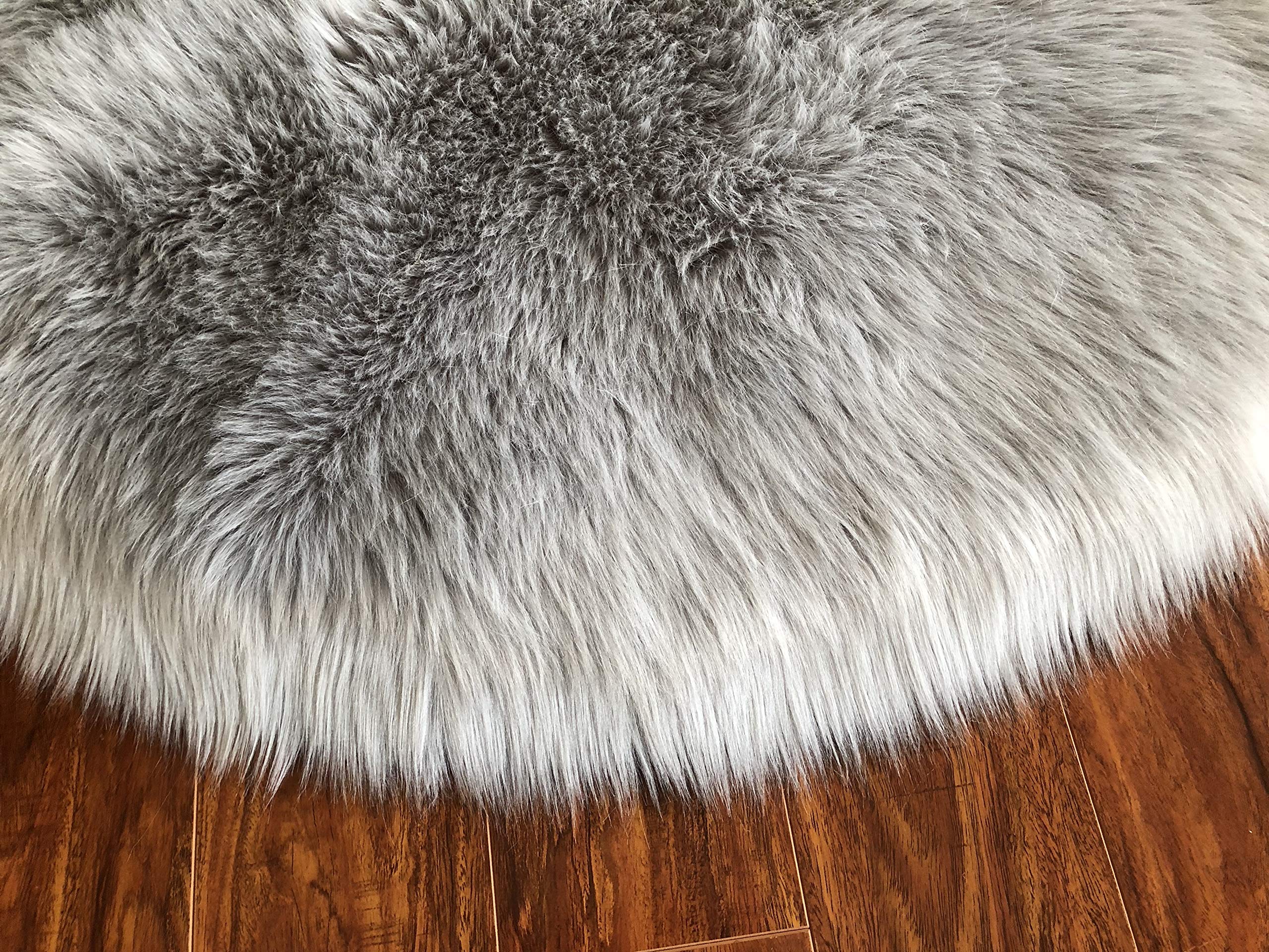 LAMBZY Genuine Sheepskin Silky Soft Area Rug - 3' x 4'4