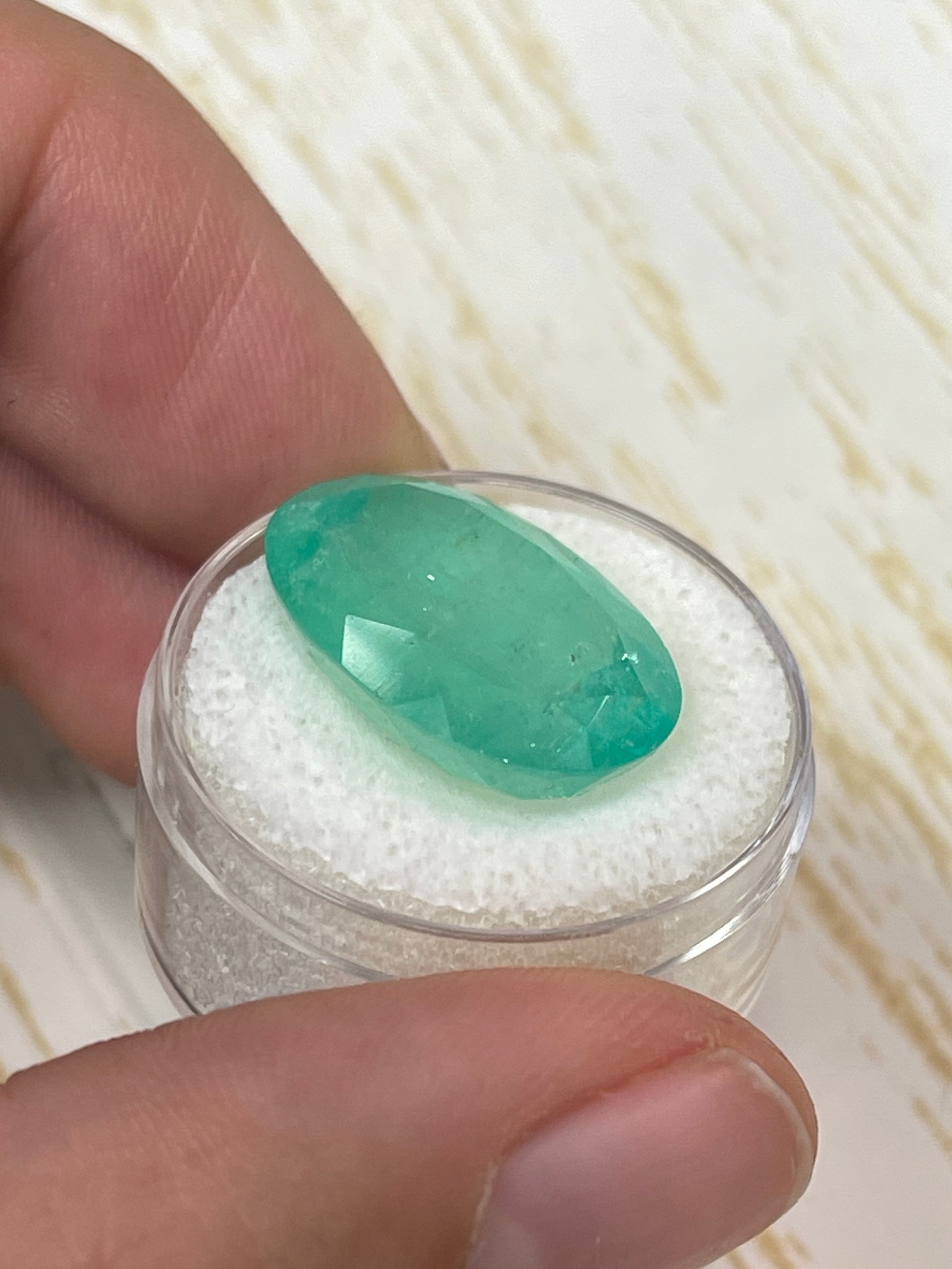 15.65 Carat Natural Colombian Emerald - Earthy Green Oval Cut Loose Gemstone for Jewelry Making, Engagement Rings & Luxury Gifts