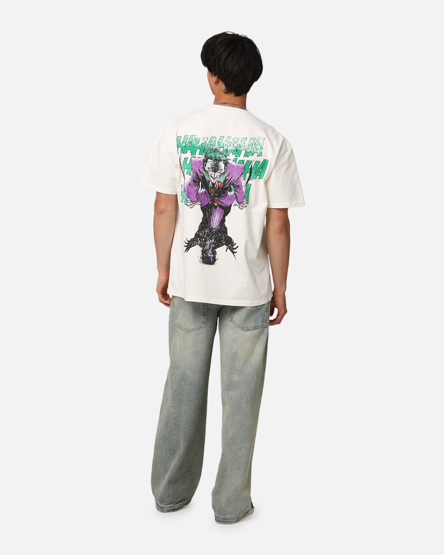 American Thrift DC Batman vs Joker Graphic Heavyweight T-Shirt - Off White | Superhero Comic Fan Gift, Cosplay & Casual Streetwear