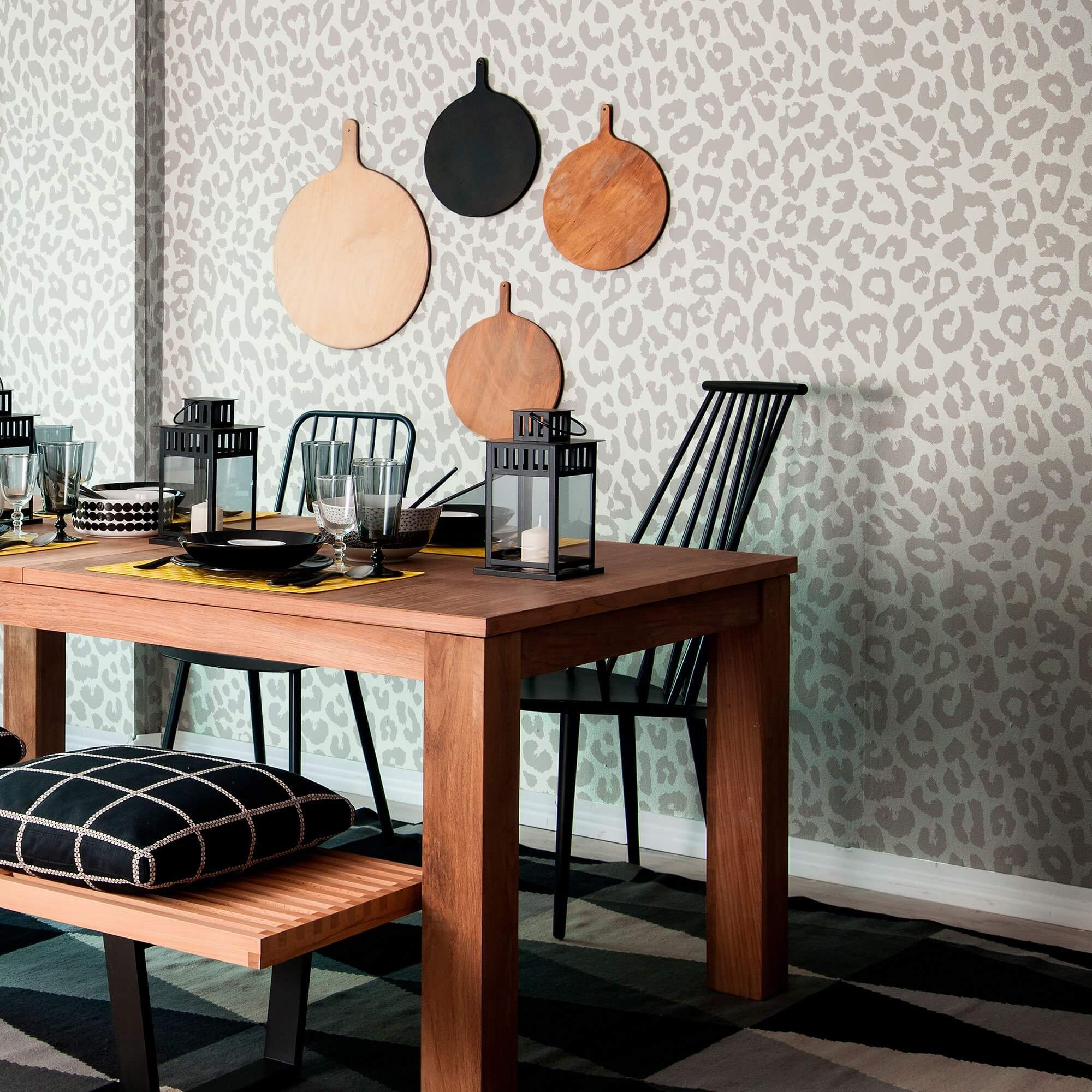 Self-Adhesive Animal Print Wallpaper - Peel & Stick Removable Tan Faux Fur Pattern Wall Covering for Bedroom, Living Room, Nursery Decor