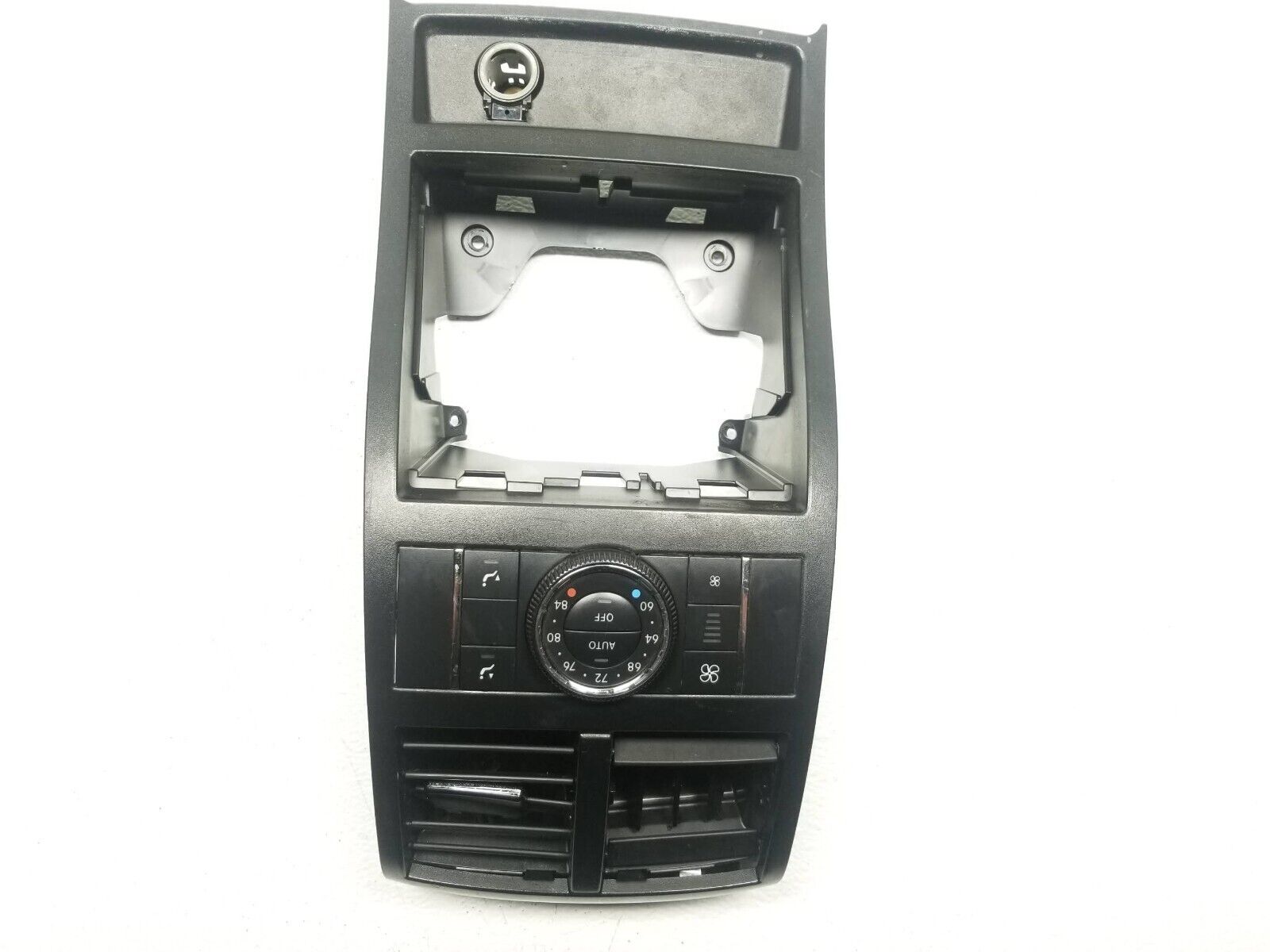 2006-2011 Mercedes ML500 Center Console Rear Air Vent Climate Control Panel OEM - Perfect for Car Interior Upgrades & Climate System Repairs