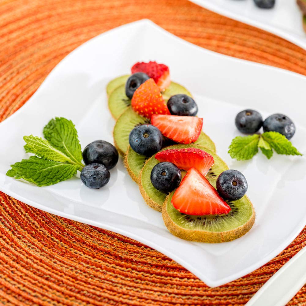 Restaurantware 7 x 7 Inch White Square Plastic Dessert Plates - 100-Pack Disposable Appetizer Plates with Wavy Edges for Cocktails, Sauces & Dips | Perfect for Weddings, Birthday Parties, Catering & Events