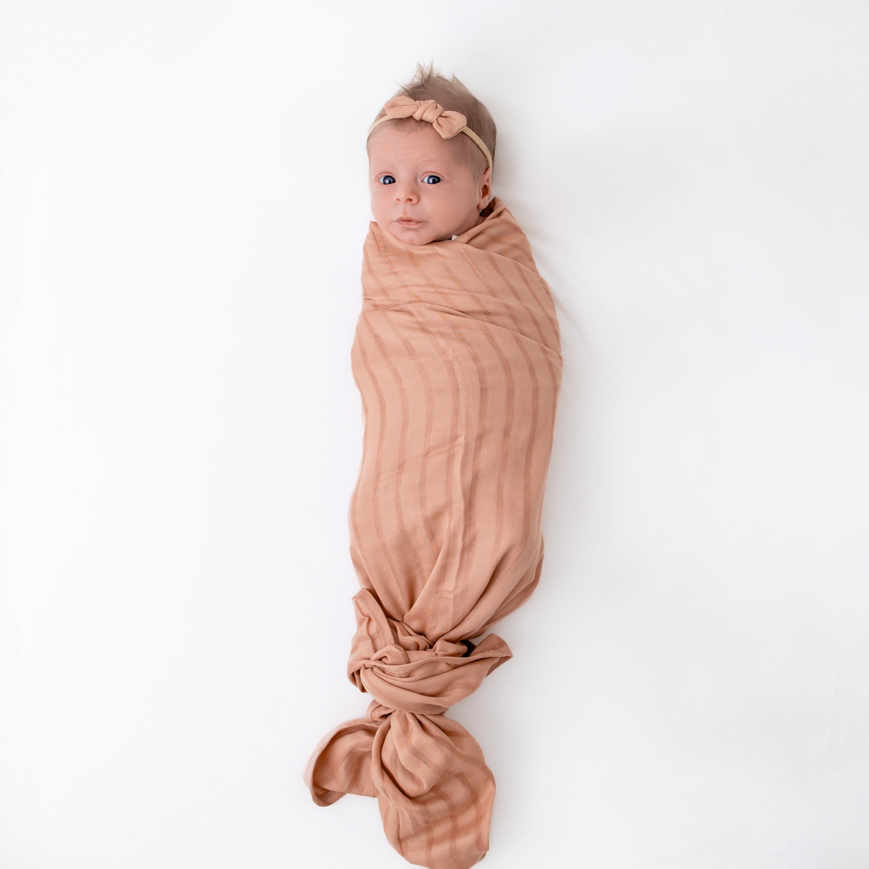 Soft Bamboo Muslin Swaddle Blanket - Breathable & Organic Baby Wrap for Newborns - Perfect for Swaddling, Nursing, and Stroller Use - Fawn Color