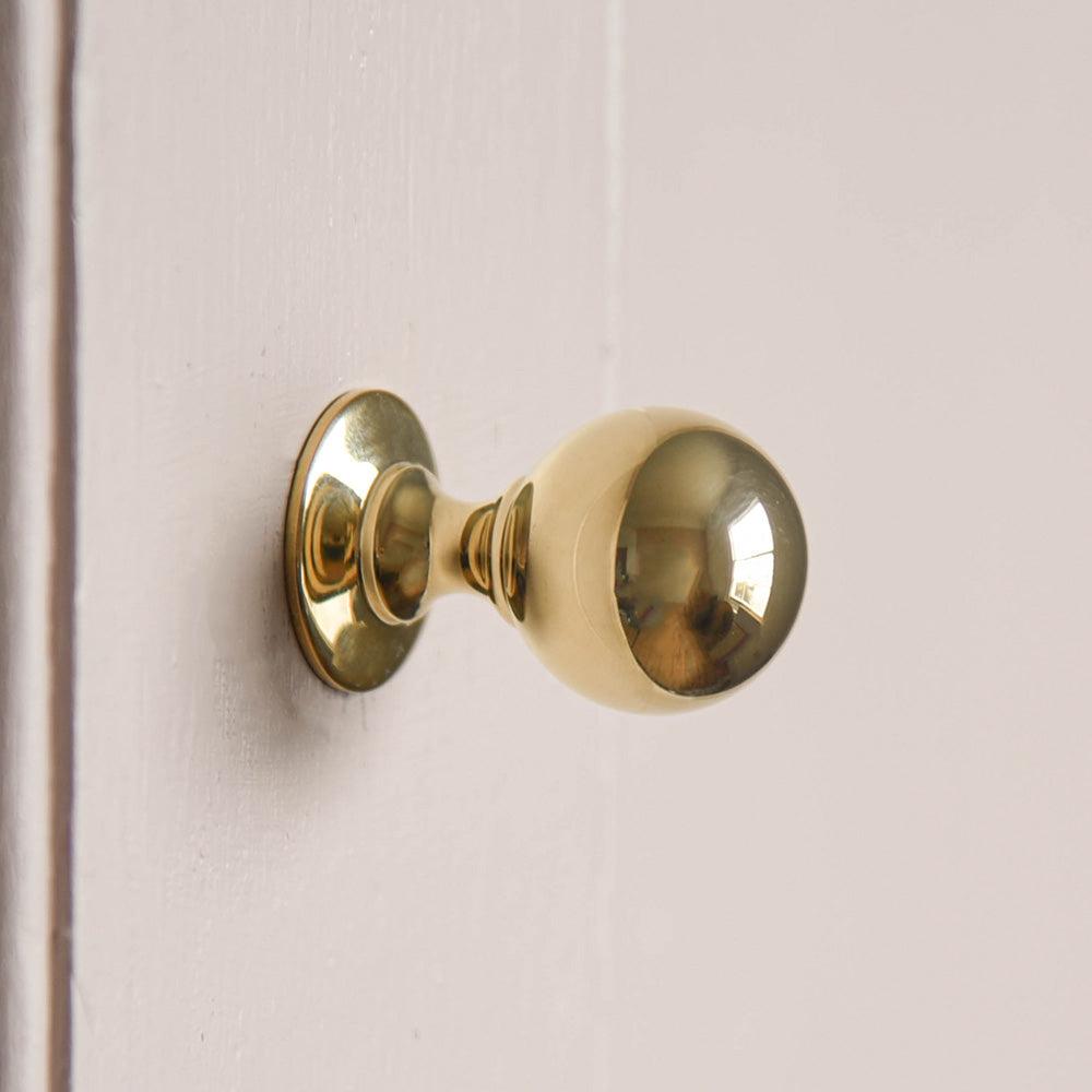 Polished Brass Penrose Cabinet Knob - Vintage Style Drawer Pulls for Kitchen & Bathroom - Elegant Hardware for Cabinets, Dressers & Furniture (Set of 10) - Perfect for Home Renovation & DIY Projects
