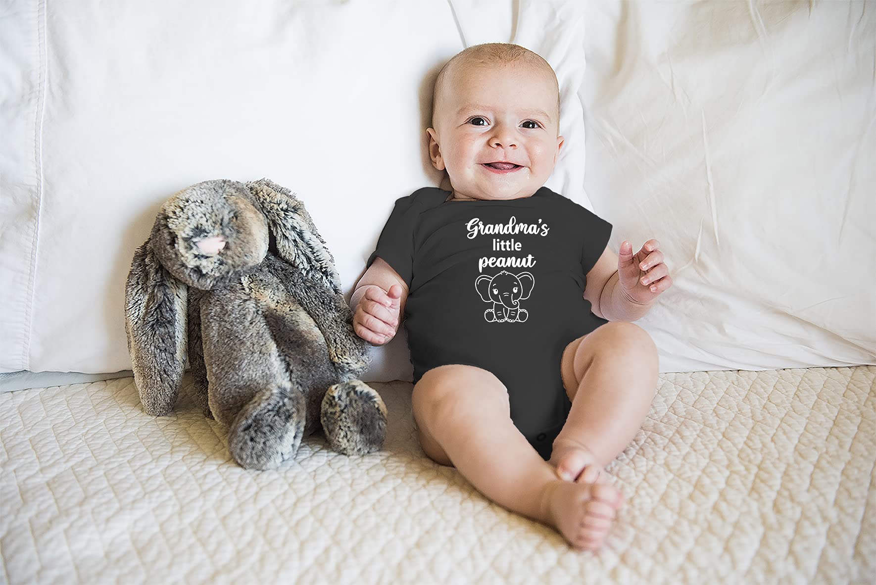 Funny Baby Bodysuit - 'Grandma's Little Peanut' Newborn Romper for Baby Boys | Cute Infant Onesie for Family Photos, Playtime & Everyday Outfits