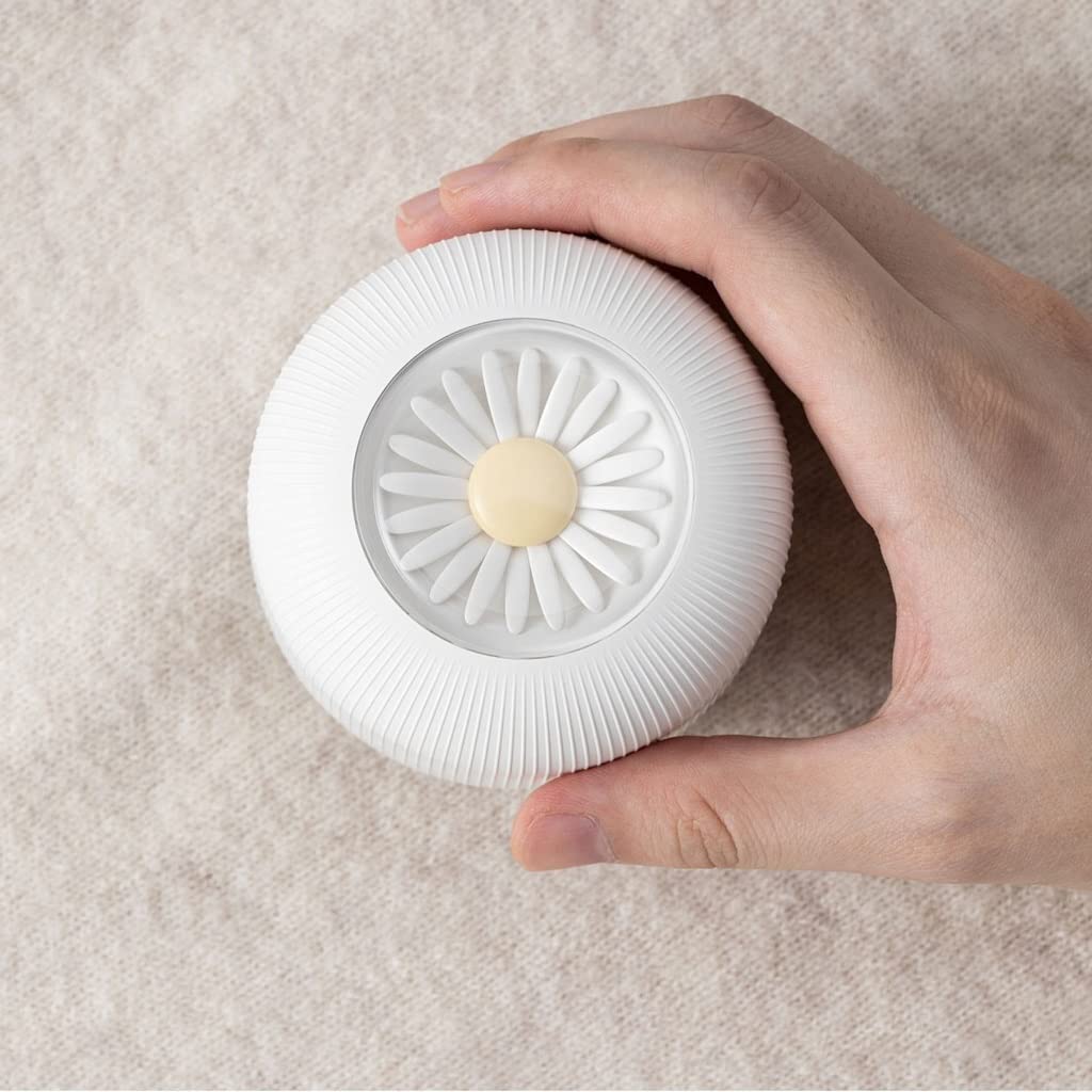 USB Rechargeable Hair Ball Trimmer - Portable Lint Shaver for Clothes, Fabric & Furniture - White Fuzz Remover Machine for Sweaters, Coats & Home Textiles