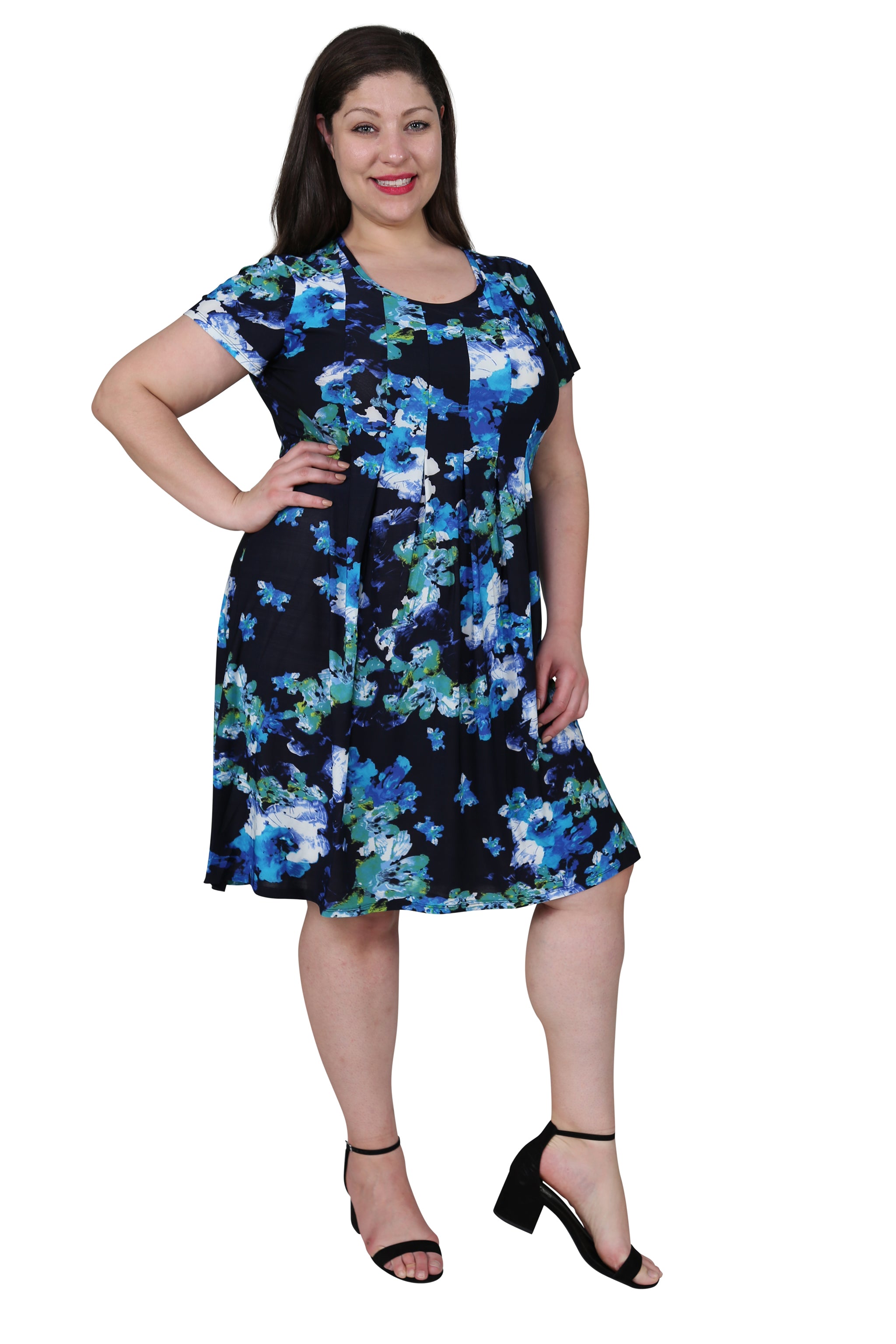 La Cera Plus Size Floral Print Dress for Women - Summer Flowy Maxi Dress with V-Neck & Side Pockets - Perfect for Beach Vacation, Garden Party & Casual Outings