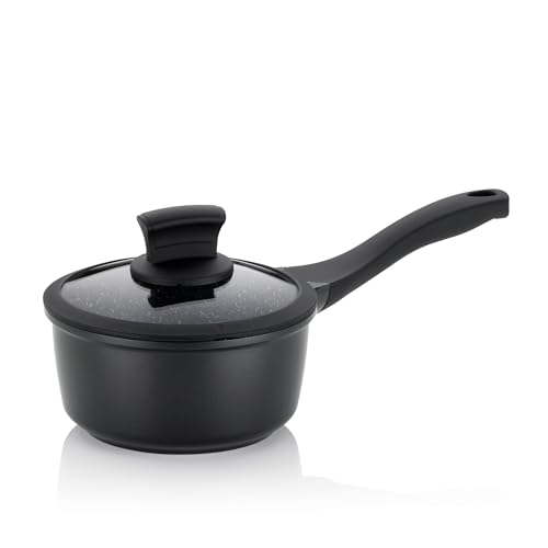 black (black 19-3911tcx)