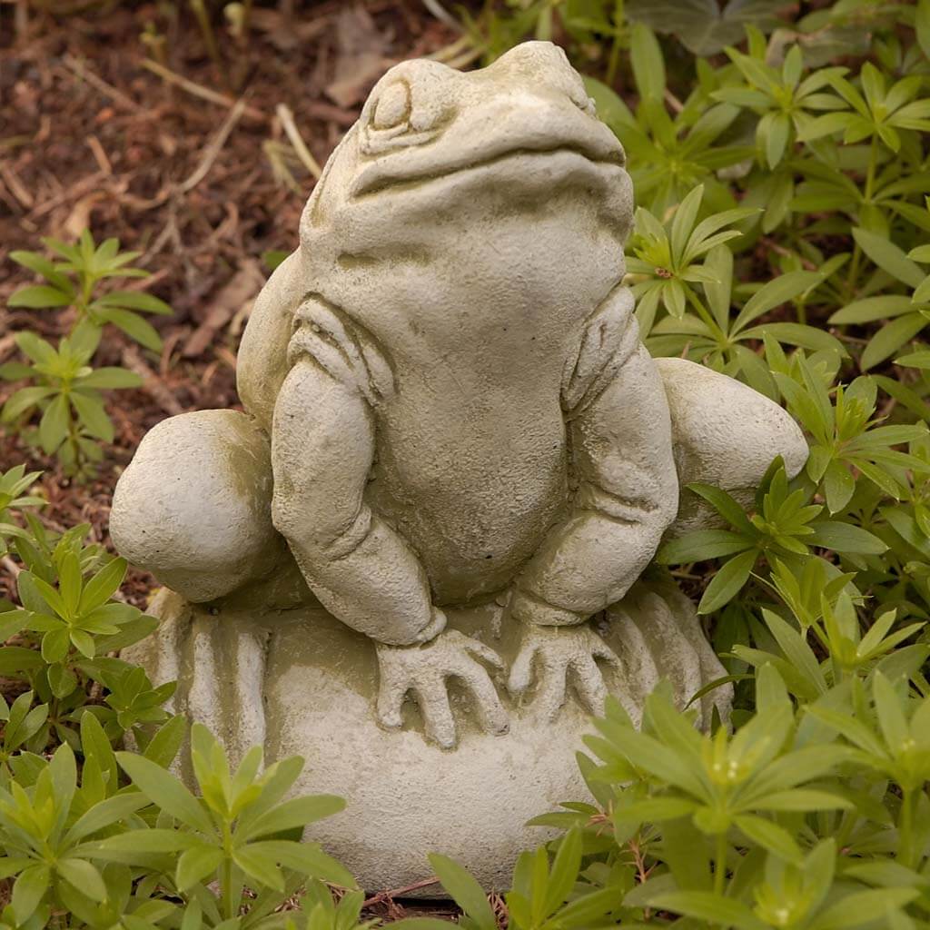 Campania International Frankie the Frog Garden Statue - Outdoor Decor for Patio, Lawn & Garden