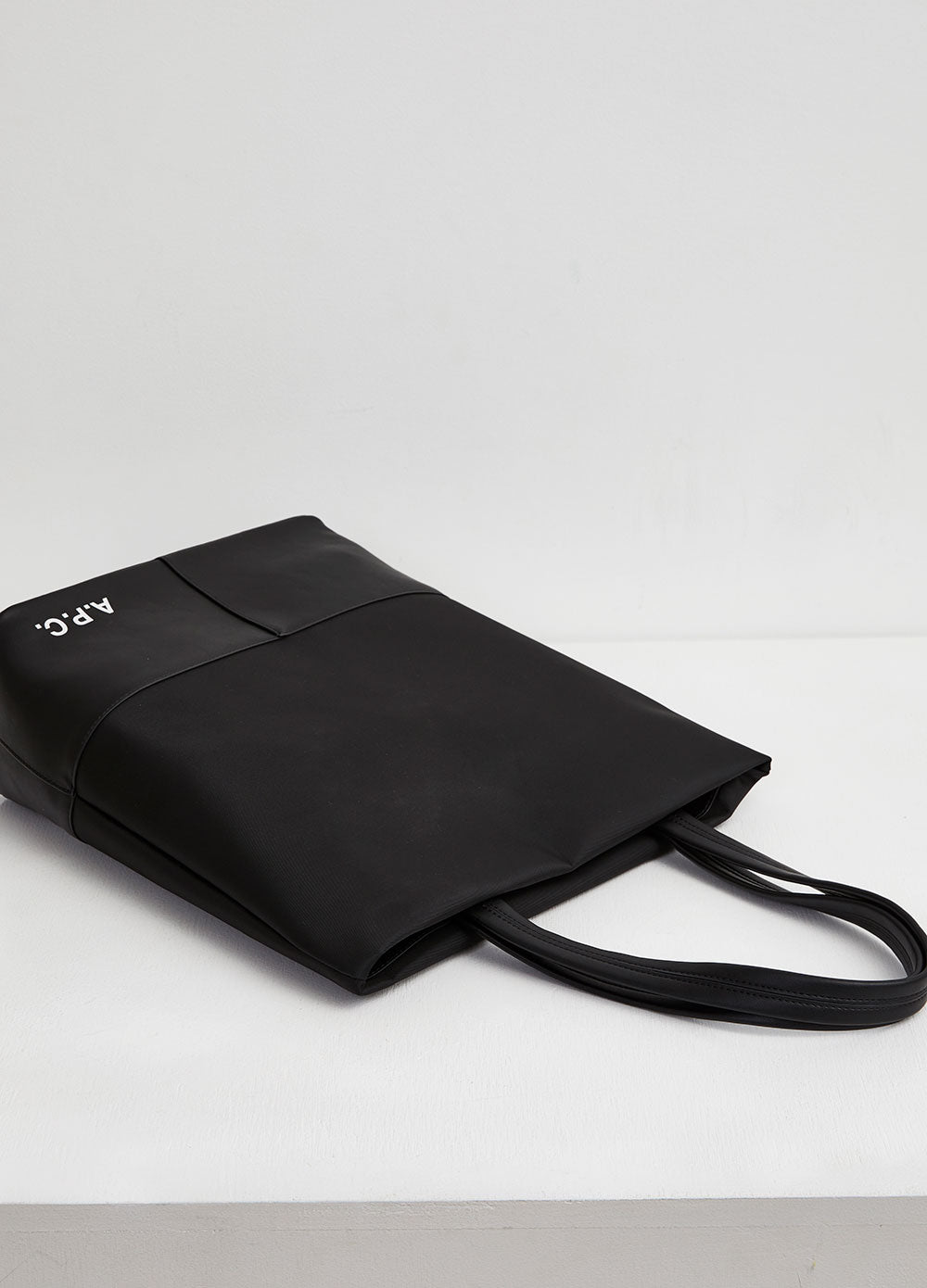 APC Camden Tote Bag - Large Black Leather Shoulder Bag for Women | Stylish Work Bag, Travel Tote & Everyday Purse | Perfect for Office, Commute & Weekend Outings