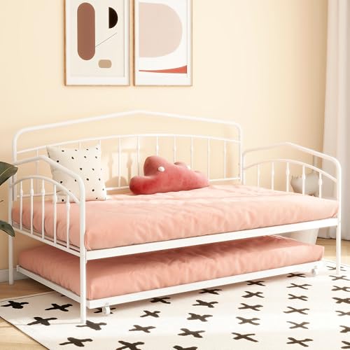 Victorian White With Trundle