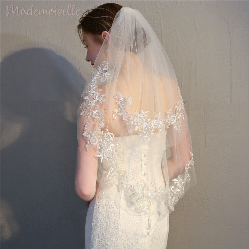 Elegant Daisy Veil for Wedding Brides - Perfect for Boho, Vintage & Garden Ceremonies