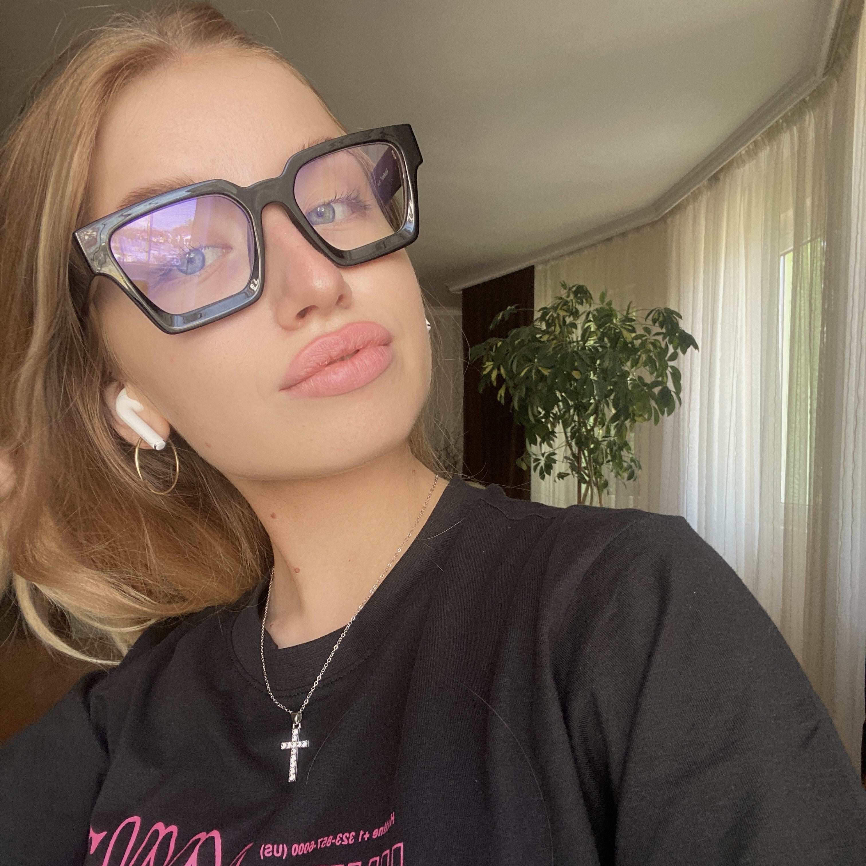 Stylish River Geometric Eyeglasses for Men & Women - Trendy Square Frame Glasses for Reading & Fashion - Perfect for Office, Driving, and Daily Wear