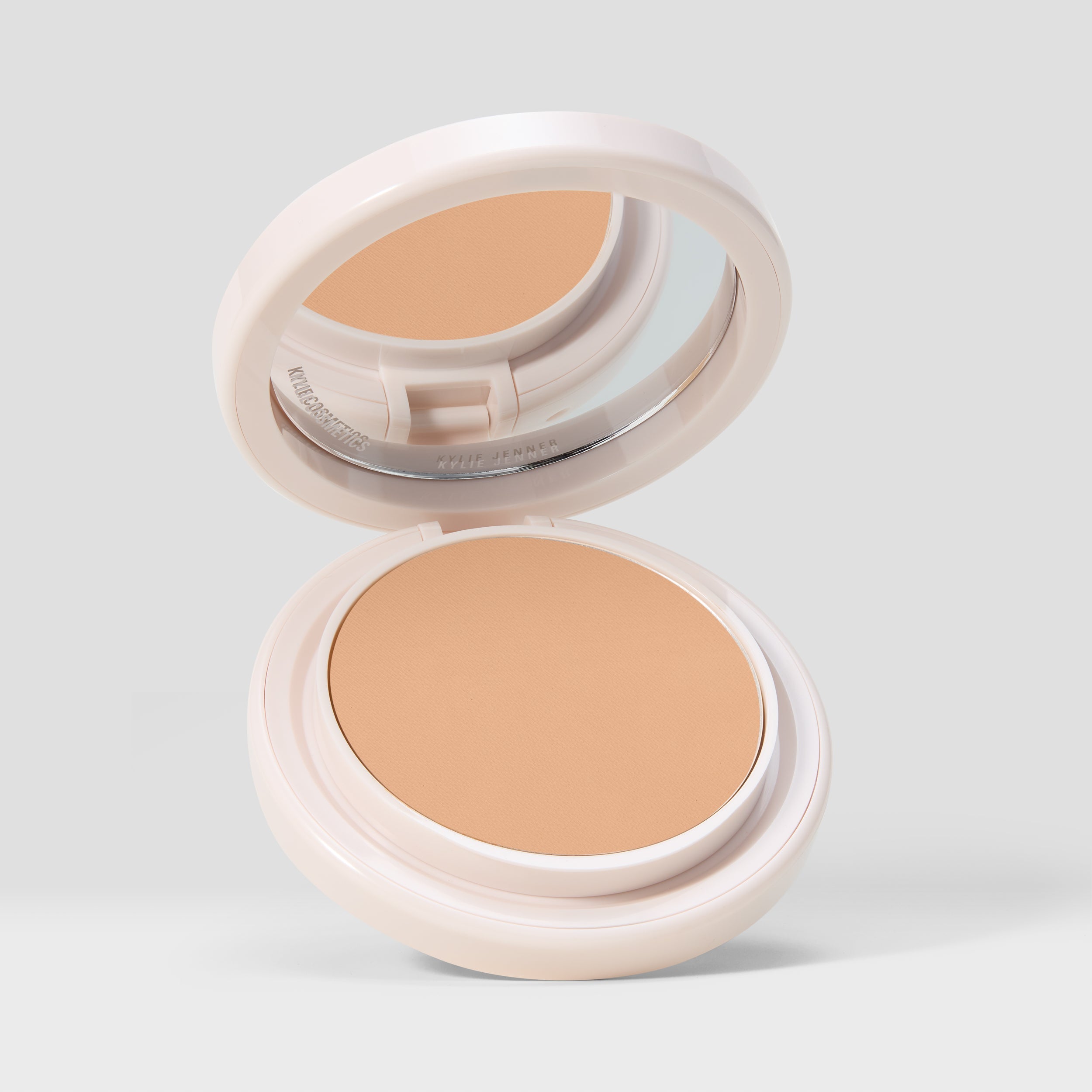 Natural Blur Powder Foundation - Oil-Free, Lightweight & Long-Lasting for Flawless Matte Finish | Perfect for Everyday Wear & Touch-Ups On-The-Go