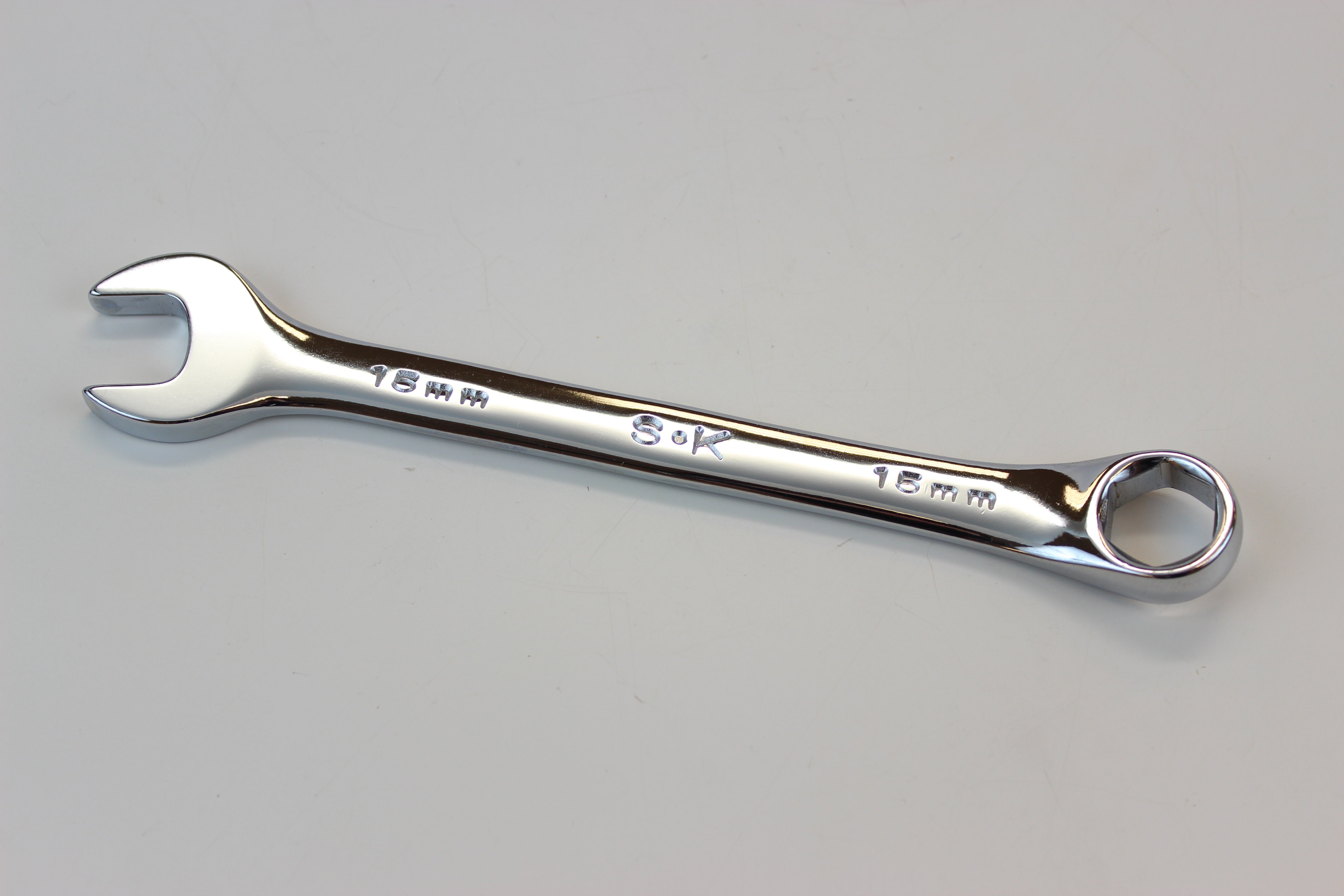 15mm 12-Point Metric Combination Chrome Wrench - Professional Grade Tool for Automotive Repair & DIY Projects
