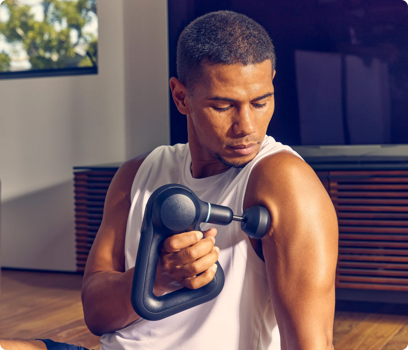 Theragun Prime - Deep Tissue Percussion Massage Gun for Pain Relief & Muscle Recovery | Portable & Powerful Massager for Athletes, Fitness Enthusiasts & Home Use