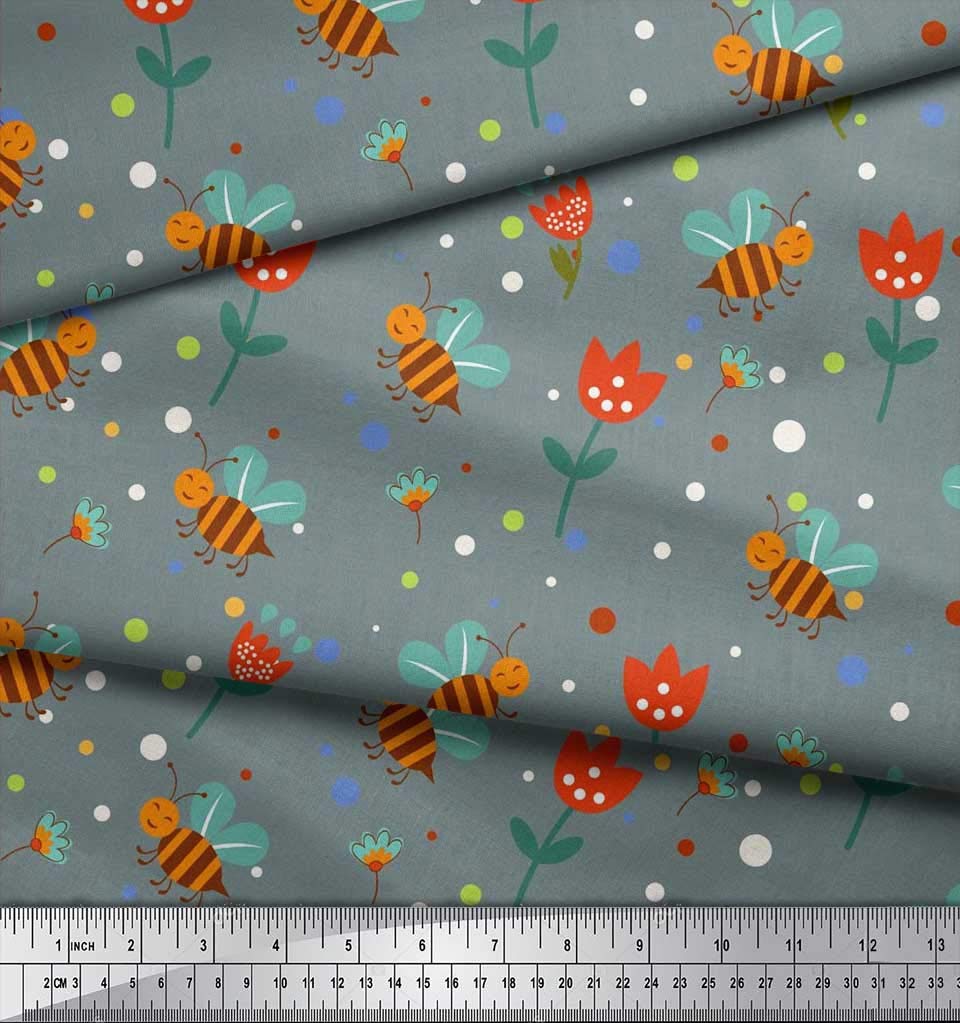 Soimoi Cotton Poplin Fabric - Green Floral Bee Print - 56