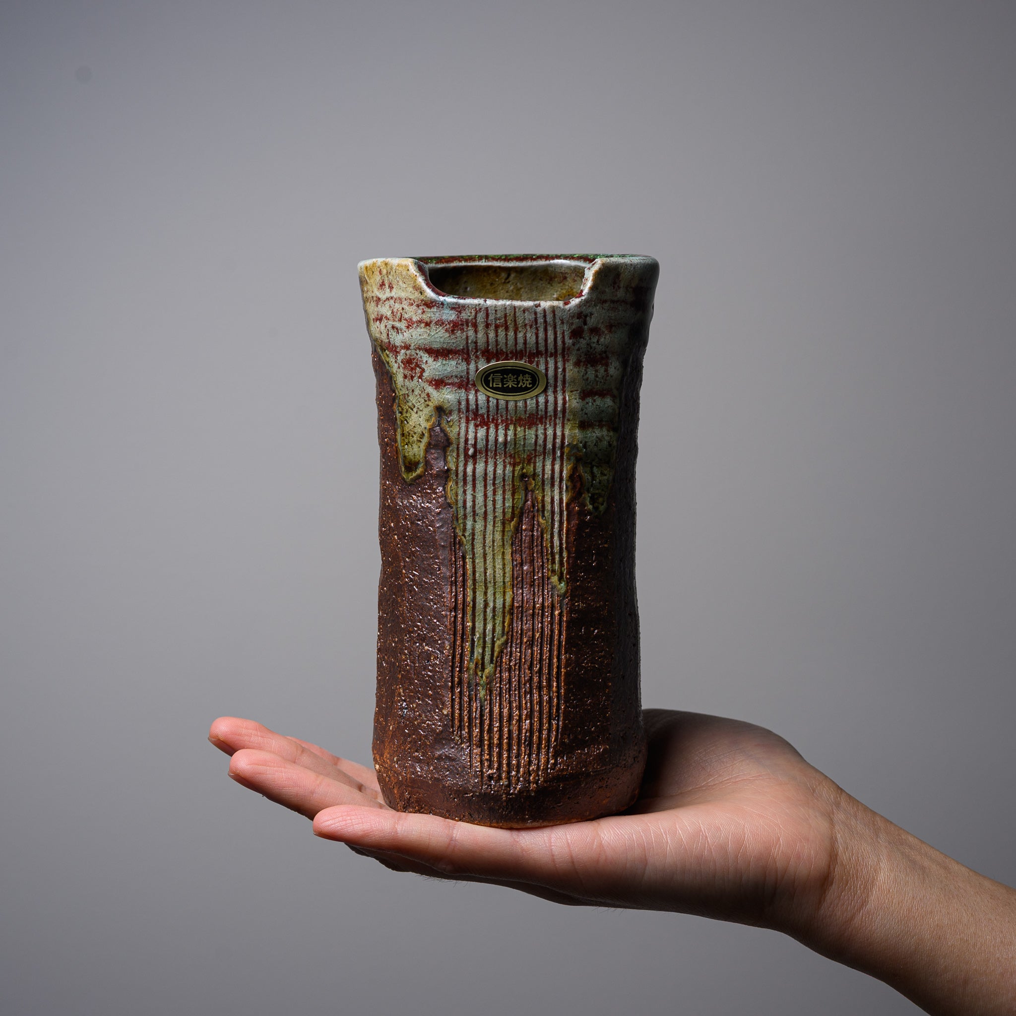 Handmade Shigaraki Ware Ceramic Vase - Traditional Japanese Pottery for Home Decor, Perfect for Flowers & Zen Interior Design | Ideal for Living Room, Dining Table & Office Desk Centerpiece
