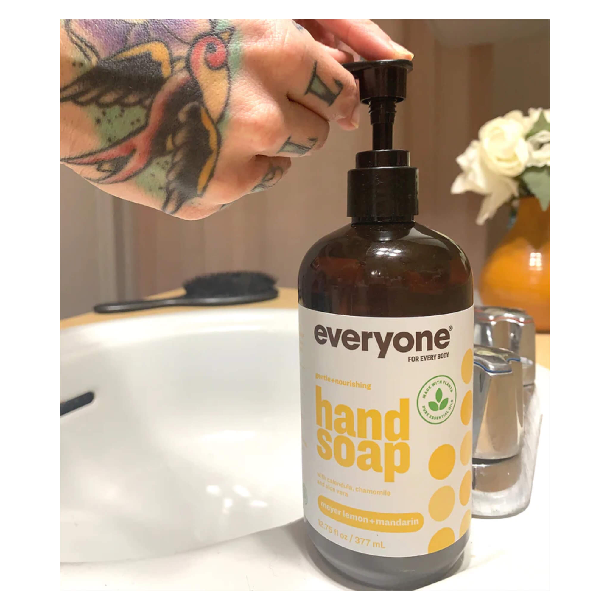 Natural Hand Soap with Meyer Lemon & Mandarin - Refreshing Citrus Scent for Kitchen, Bathroom & Office Use