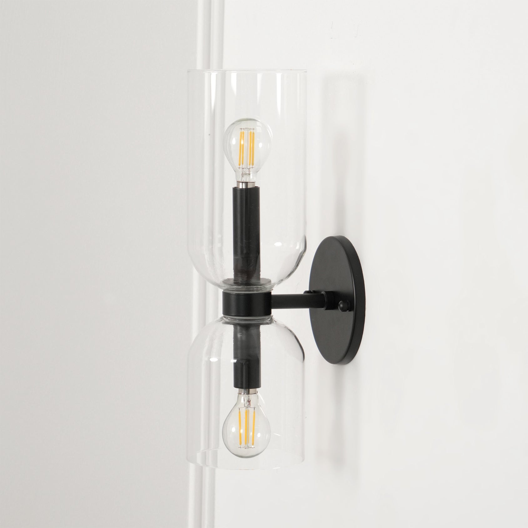 Edie Plug In Wall Lamp - Vintage Style Plug-In Sconce with Adjustable Arm for Bedroom, Living Room & Hallway Lighting