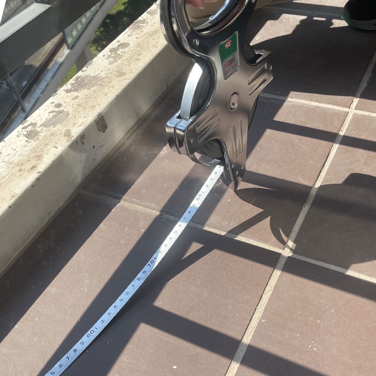 **330ft/100M Stainless Steel Open Reel Tape Measure - Heavy Duty Construction, Carpentry, DIY Projects - Perfect for Workshop, Building & Outdoor Measuring**