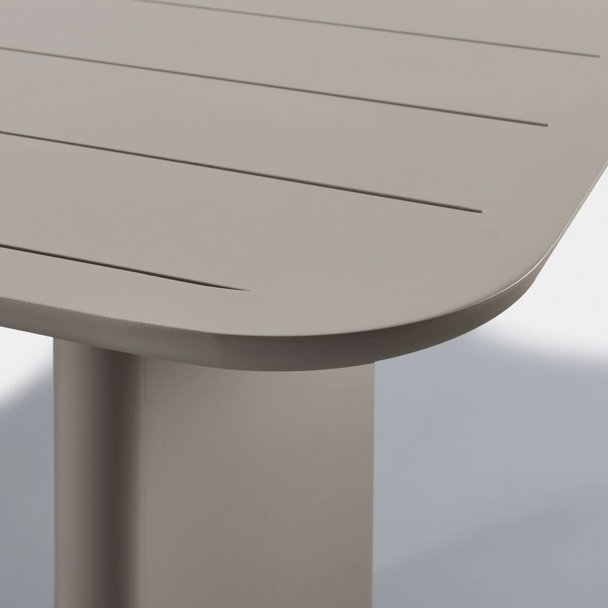 Victoria Aluminum Slatted Dining Table 81